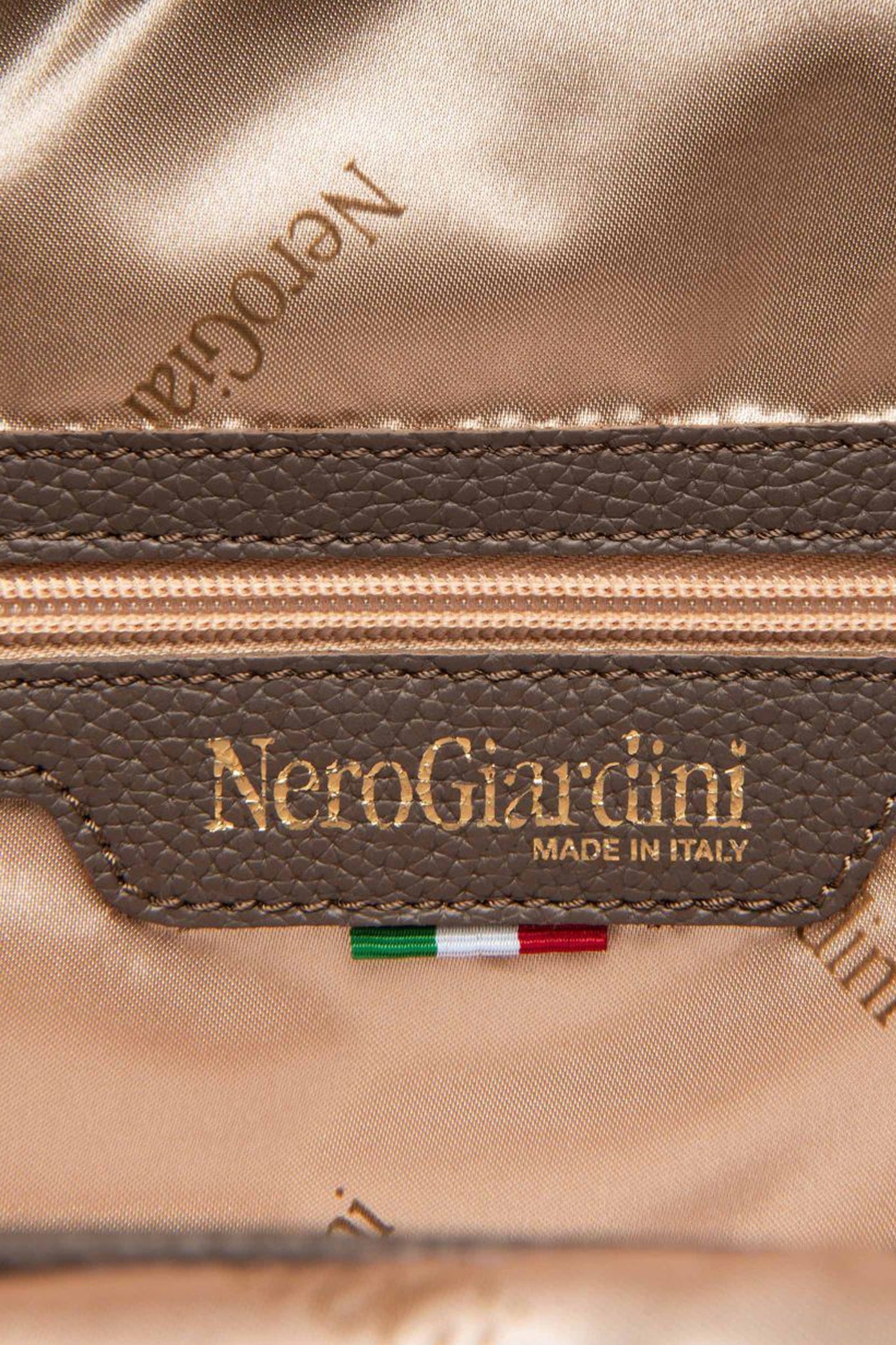 NERO GIARDINI ID en color BEIS  (4)