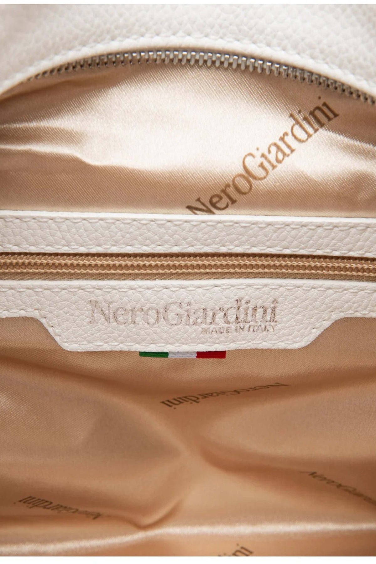 NERO GIARDINI ED en color BLANCO  (3)