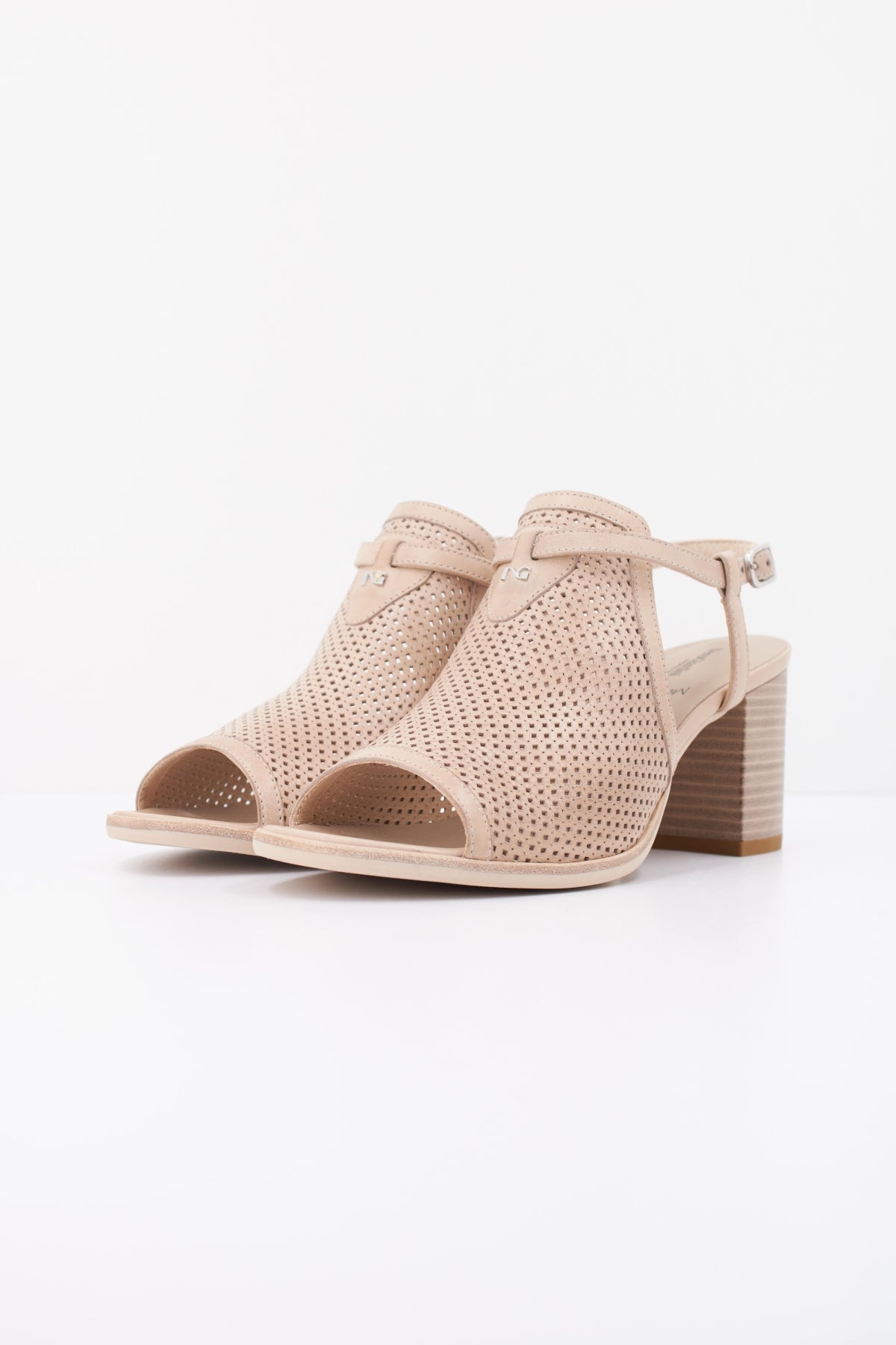 NERO GIARDINI ED en color MARRON CLARO  (2)