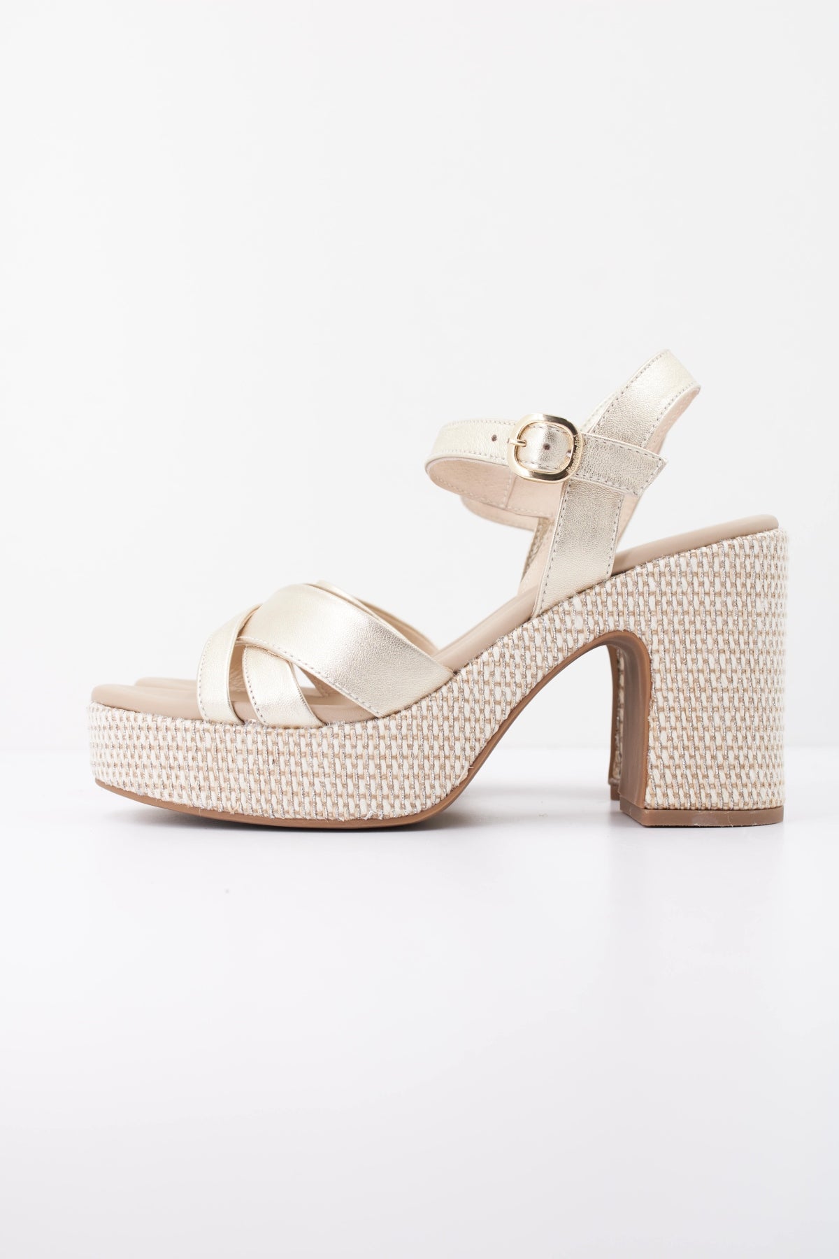 NERO GIARDINI ETOILE en color ORO  (1)