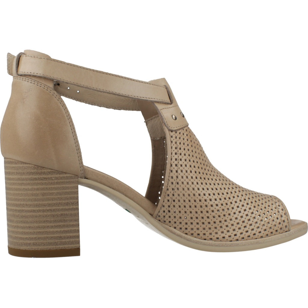 NERO GIARDINI ED en color MARRON CLARO  (4)