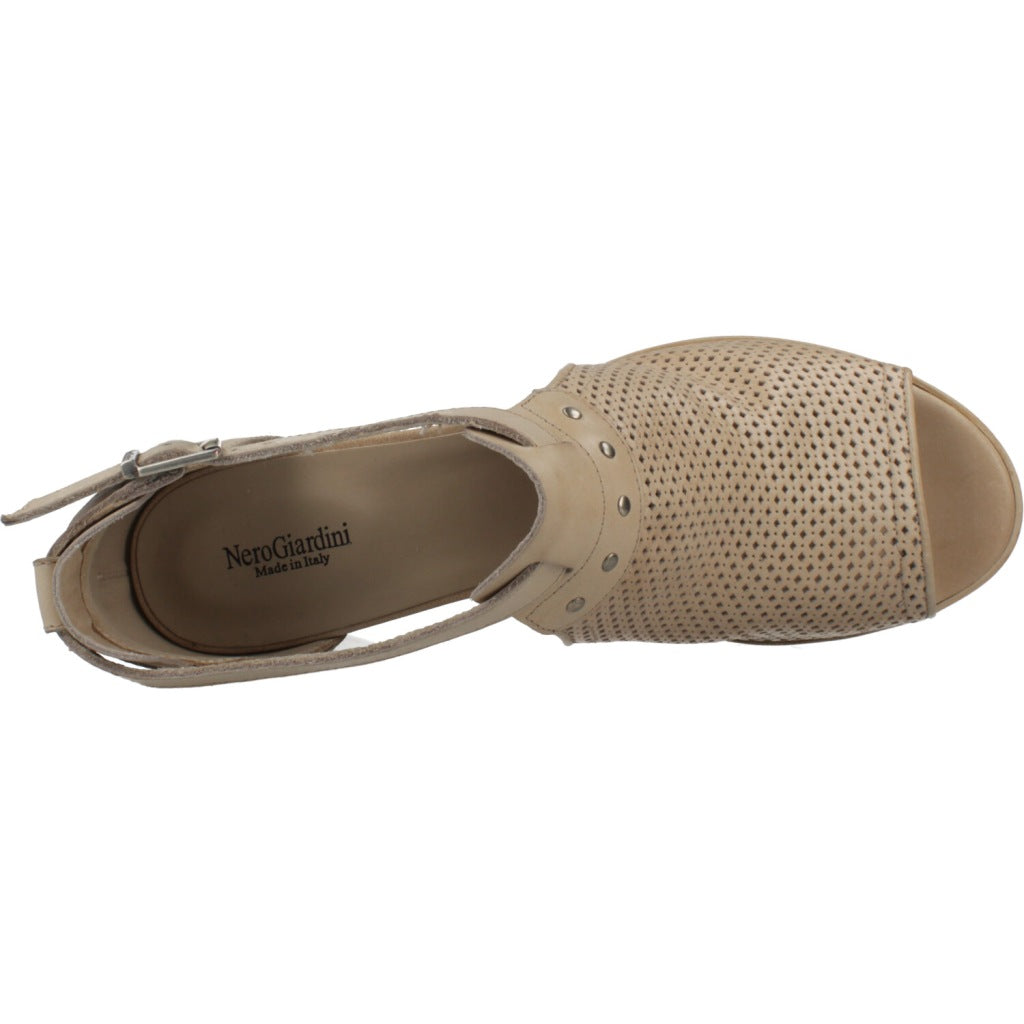 NERO GIARDINI ED en color MARRON CLARO  (7)