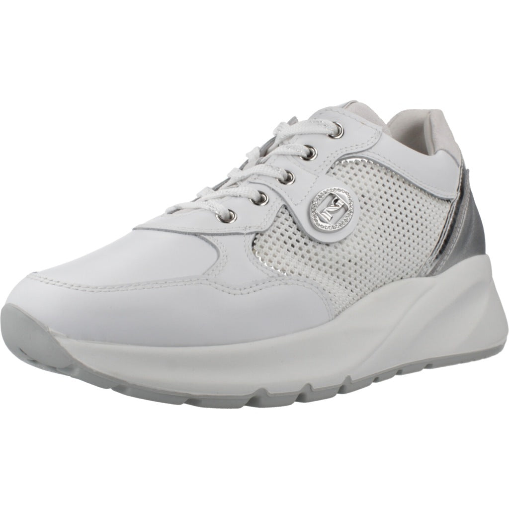 NERO GIARDINI ED en color BLANCO  (1)