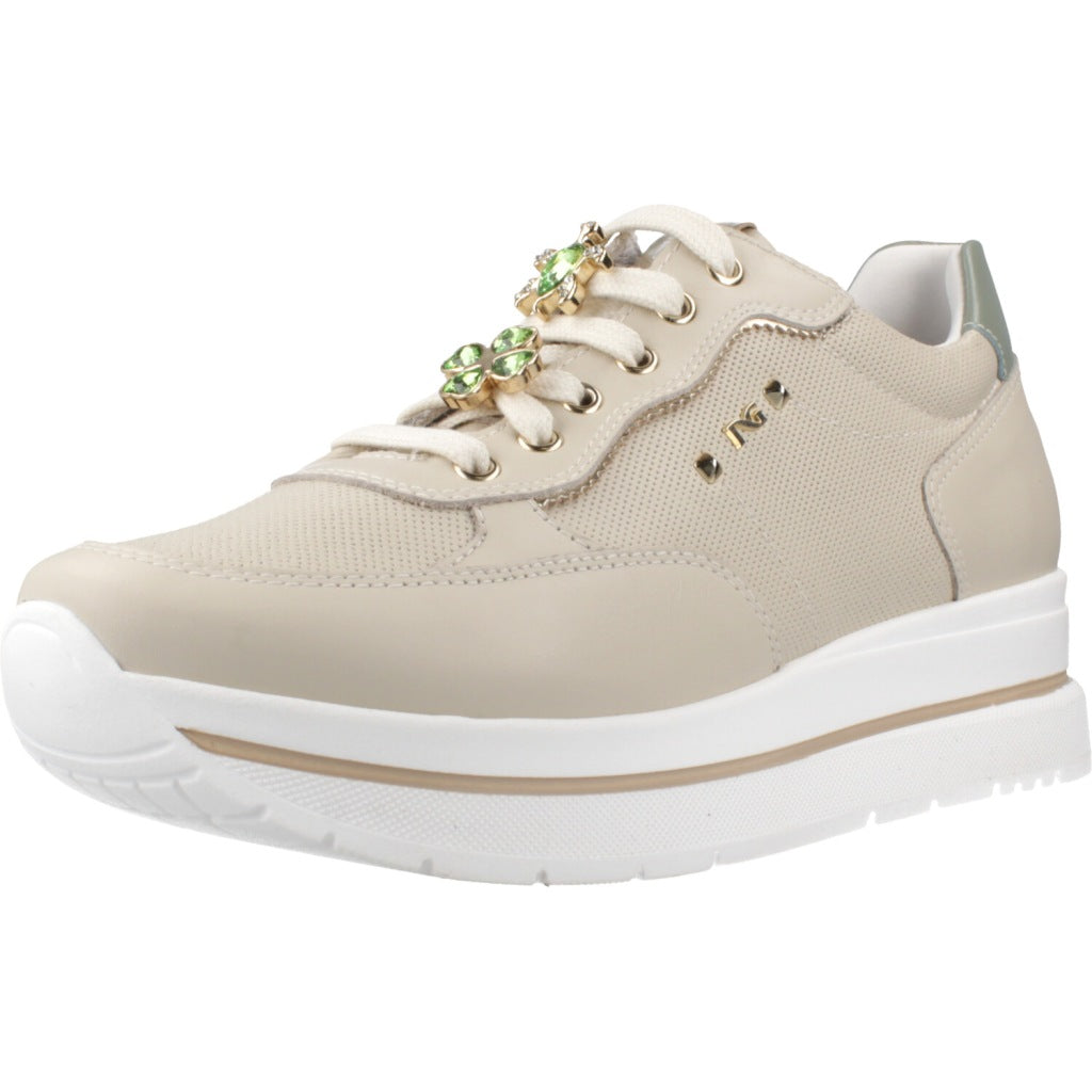 NERO GIARDINI DEPORTIVO CORDONES VELVET en color BEIS  (1)
