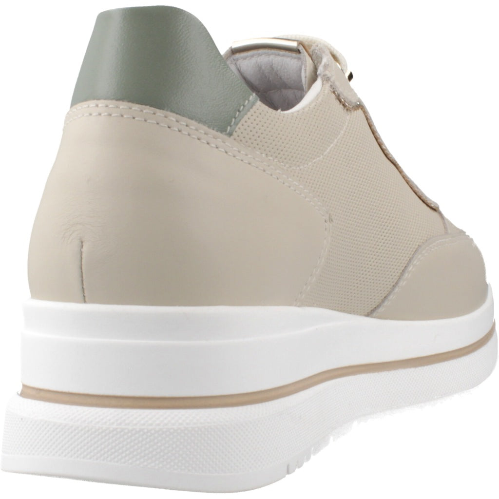 NERO GIARDINI DEPORTIVO CORDONES VELVET en color BEIS  (3)