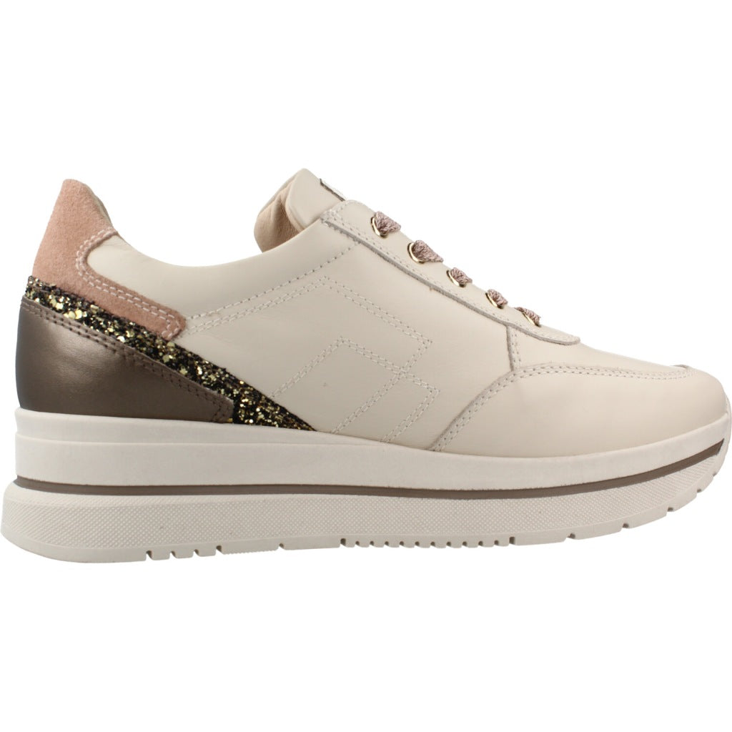 NERO GIARDINI VELVET en color BEIS  (4)
