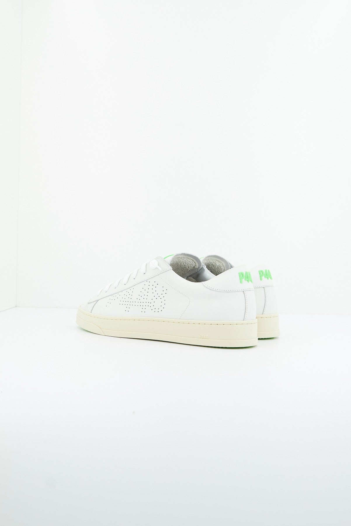 P BJACKM en color BLANCO  (3)