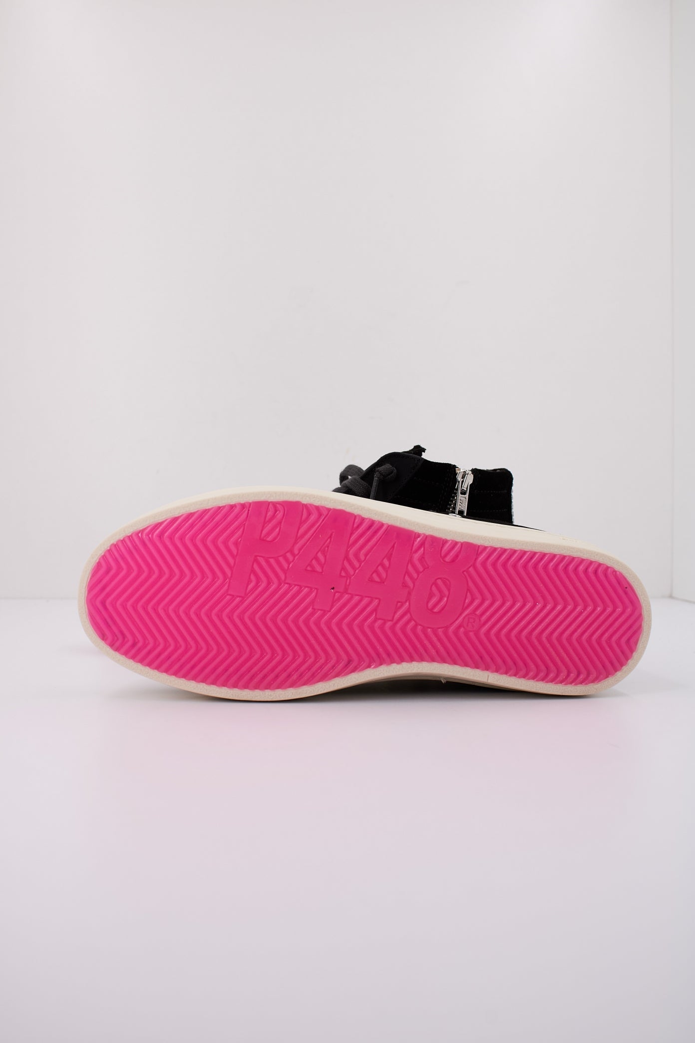 P SKATEW  en color NEGRO  (5)