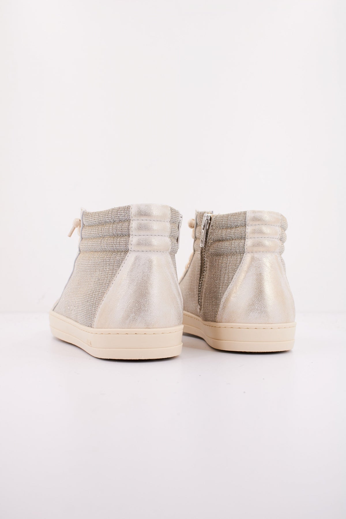 P SKATE W en color ORO  (4)
