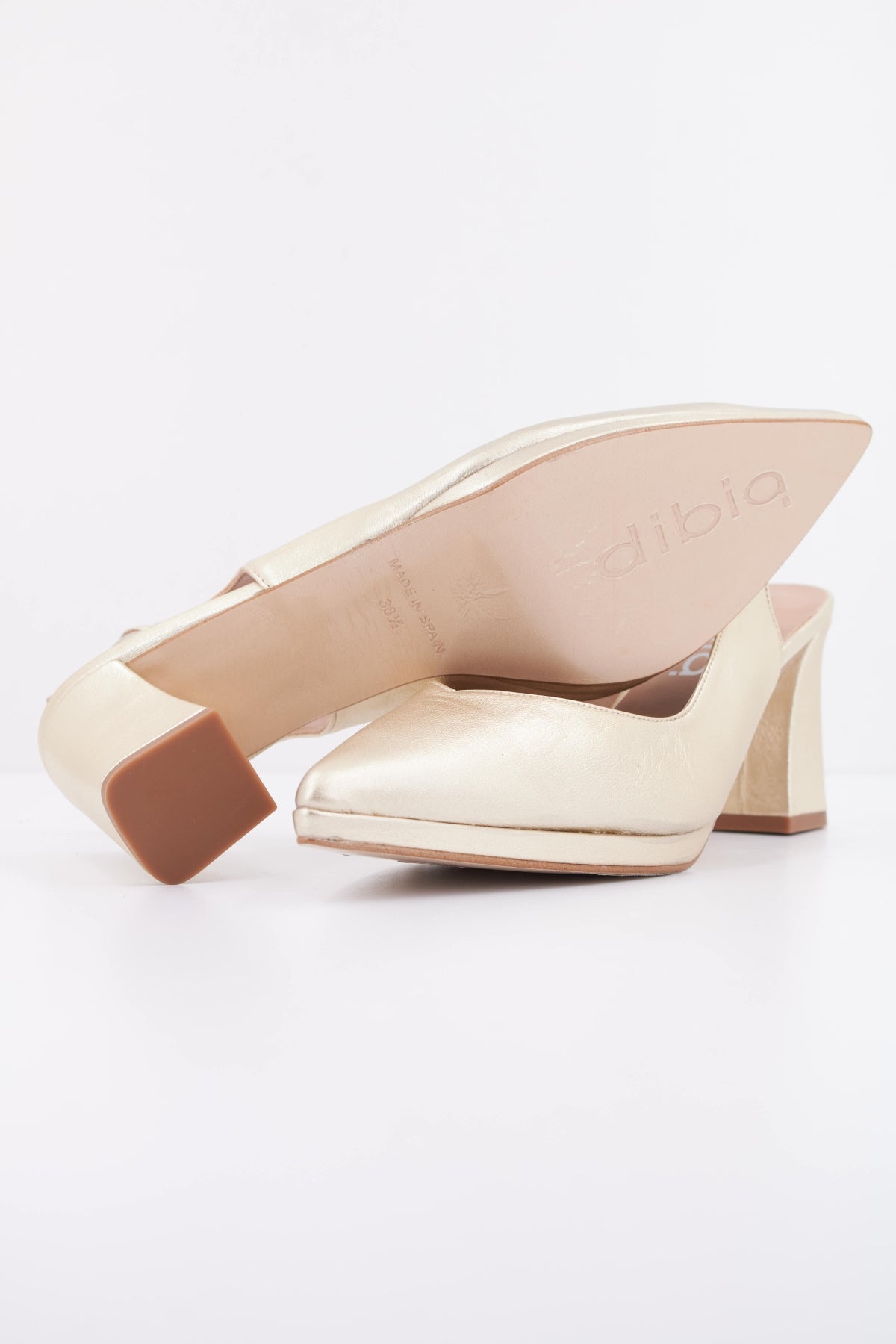 DIBIA D  en color ORO  (5)