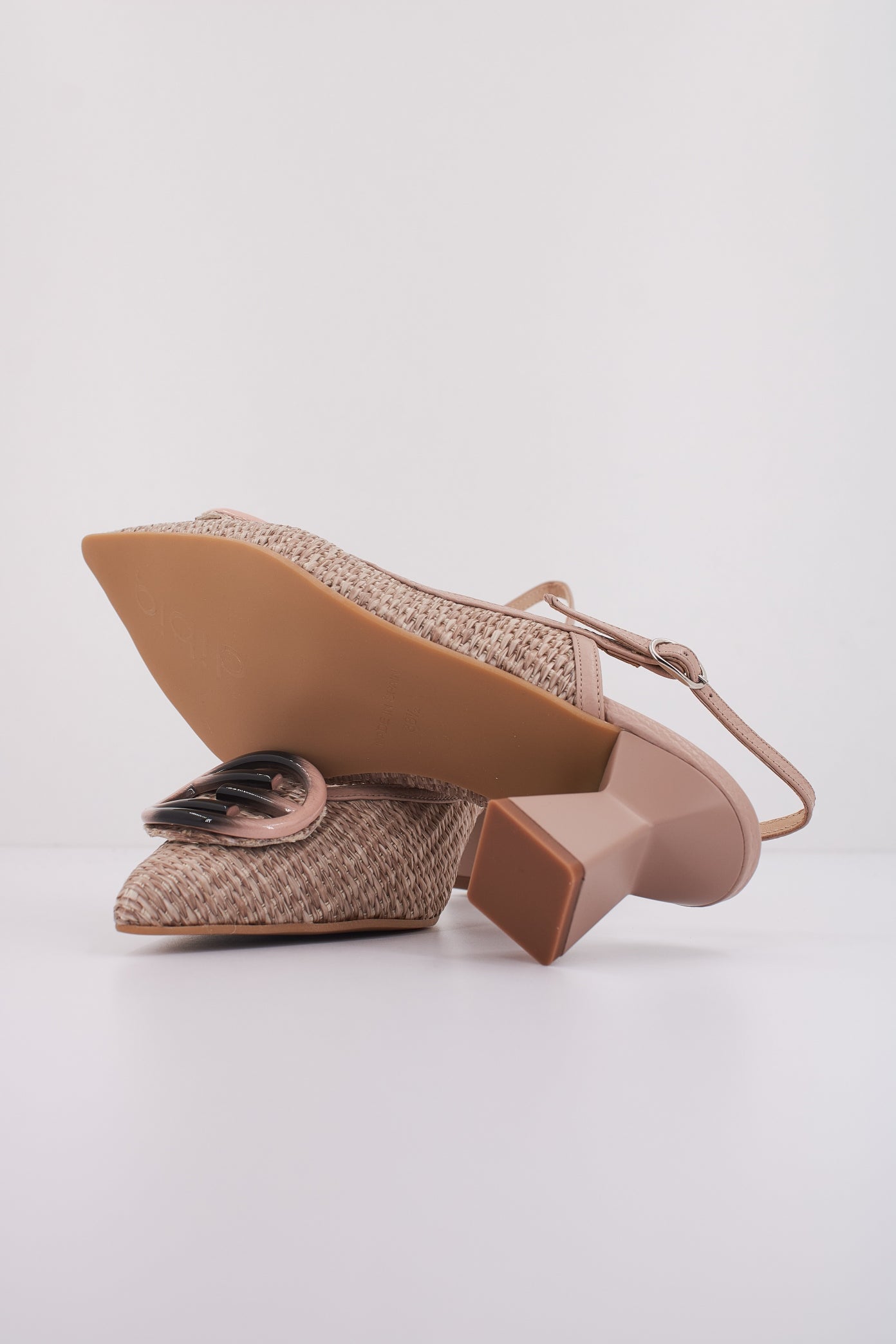 DIBIA D en color MARRON  (5)