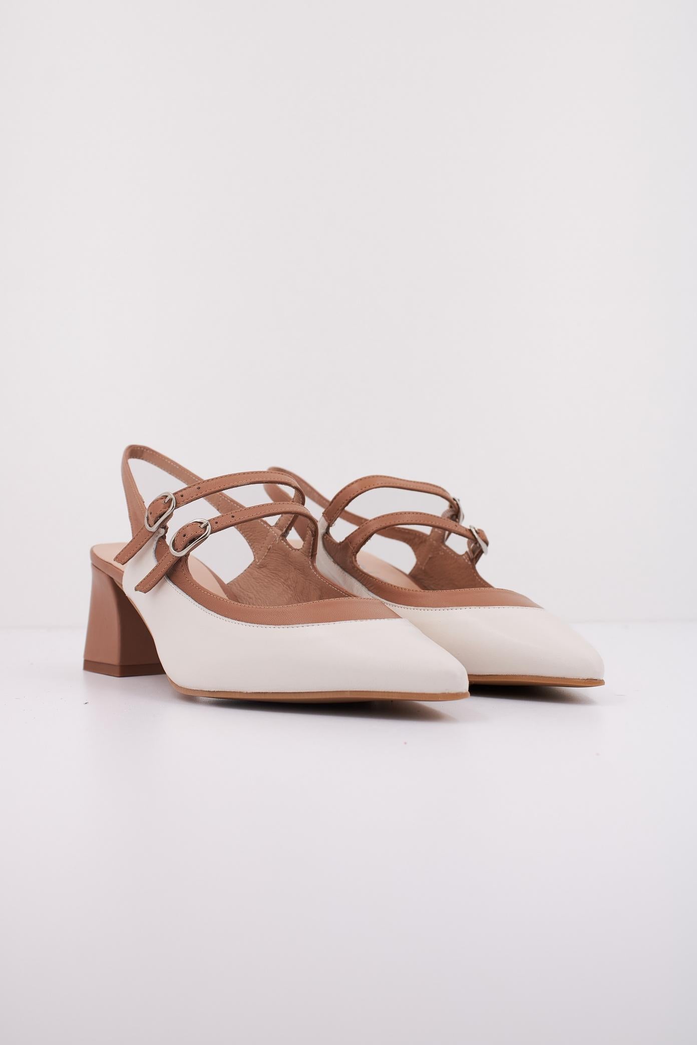 DIBIA D  en color BLANCO  (2)