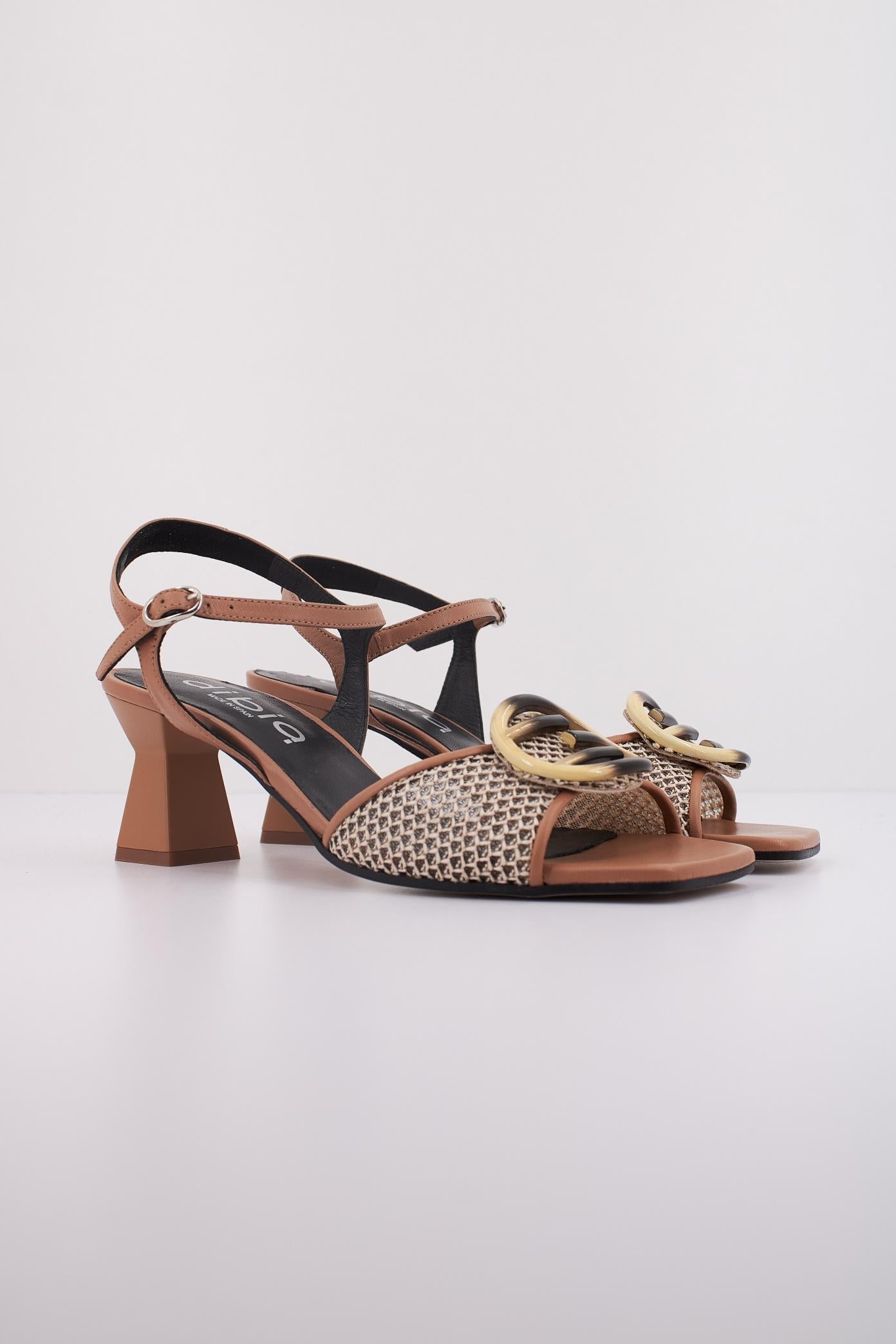 DIBIA D  en color MARRON  (2)