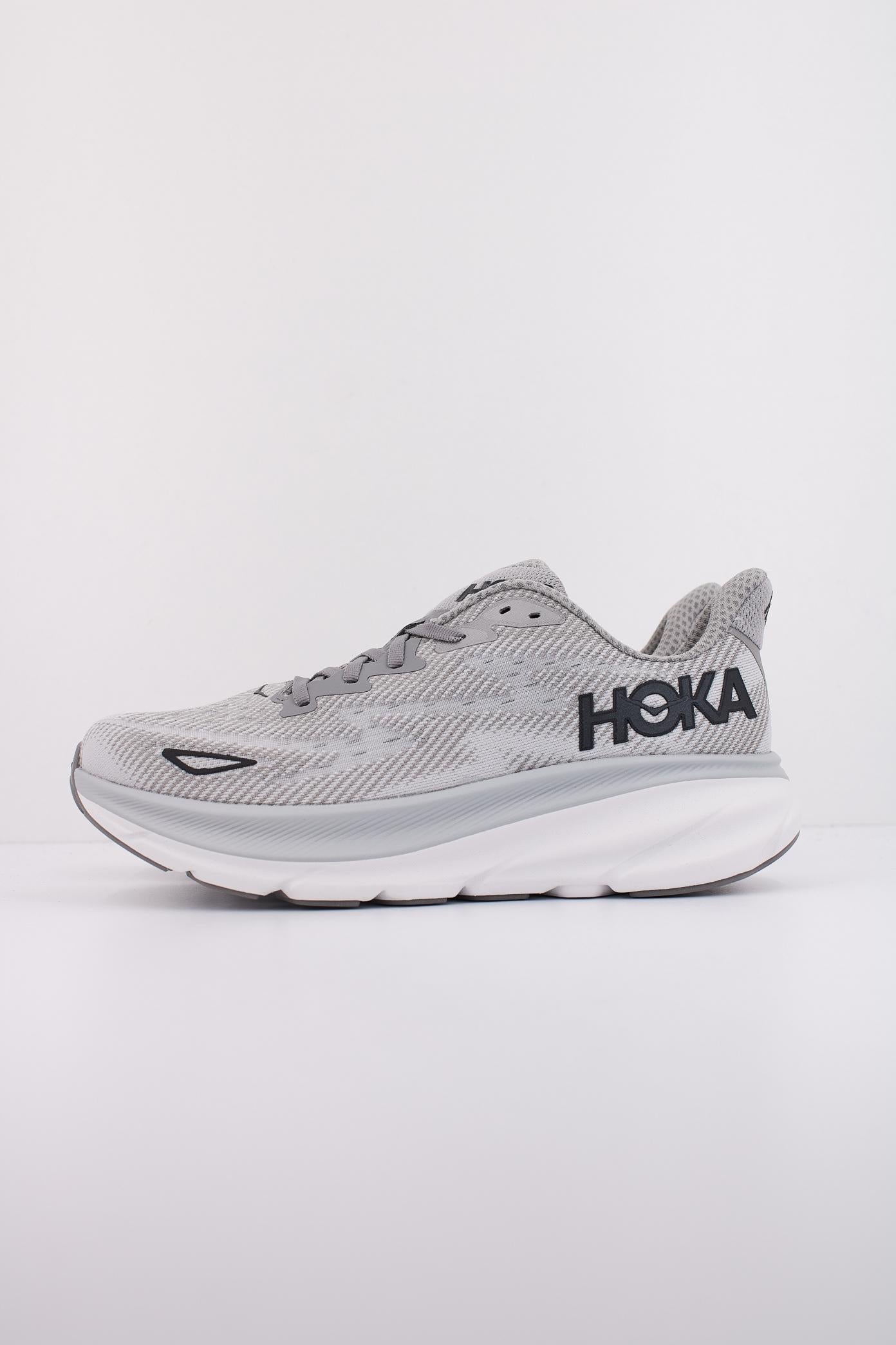 HOKA CLIFTON  en color GRIS  (1)