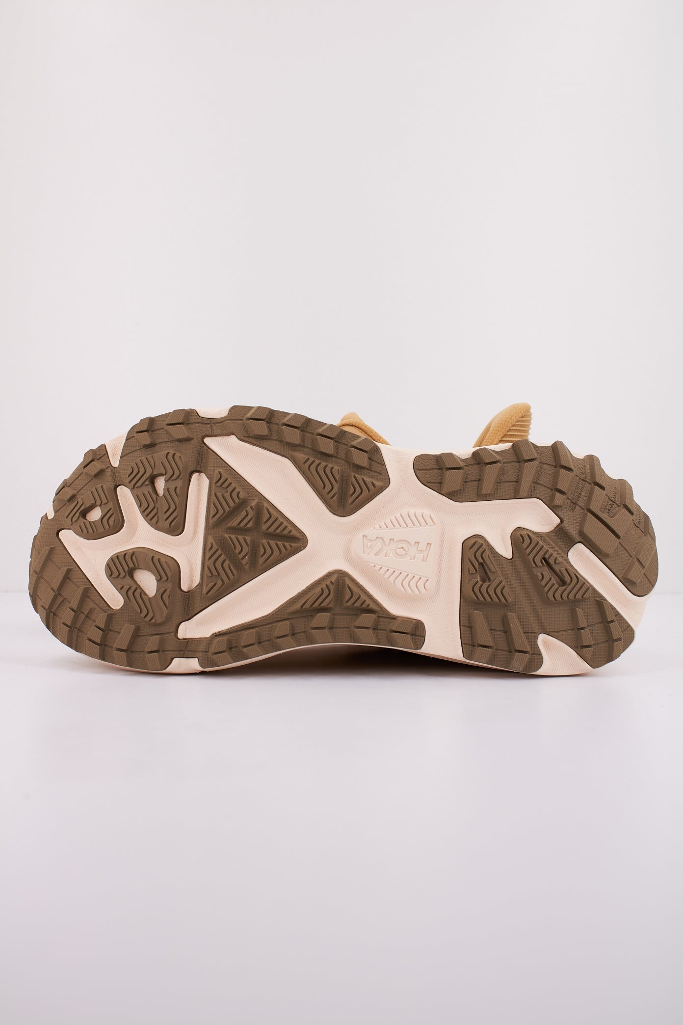 HOKA STINSON  en color MARRON  (4)