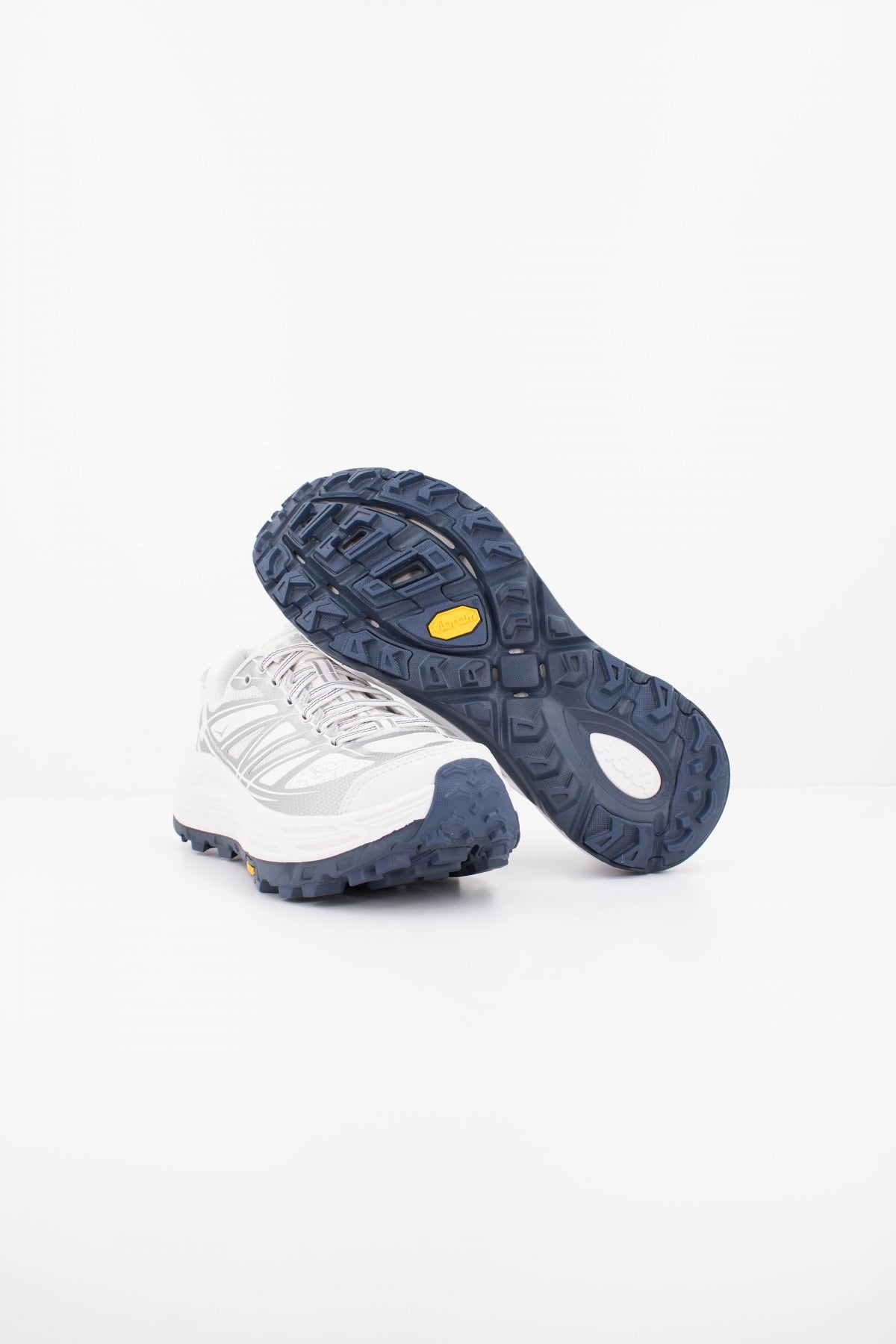 HOKA U MAFATE SPEED en color BLANCO  (5)