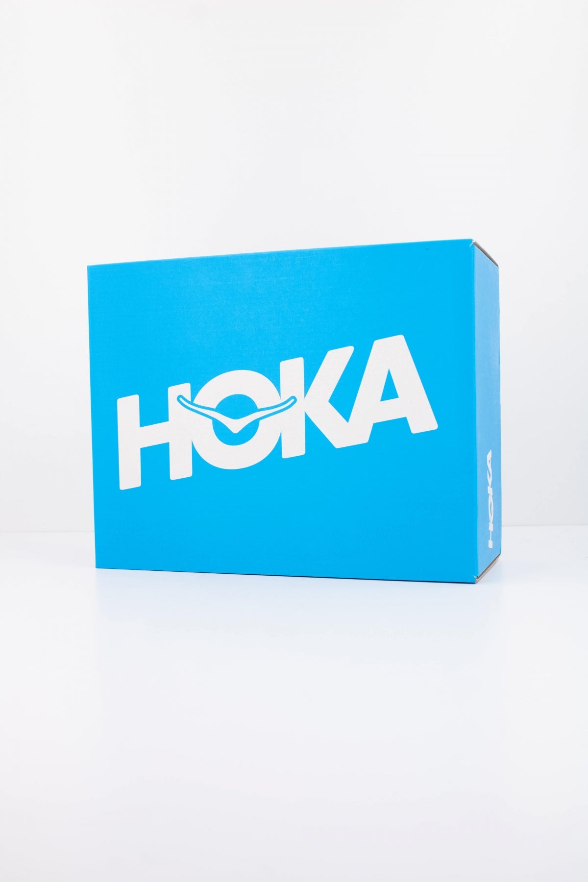 HOKA U MAFATE SPEED en color BLANCO  (6)