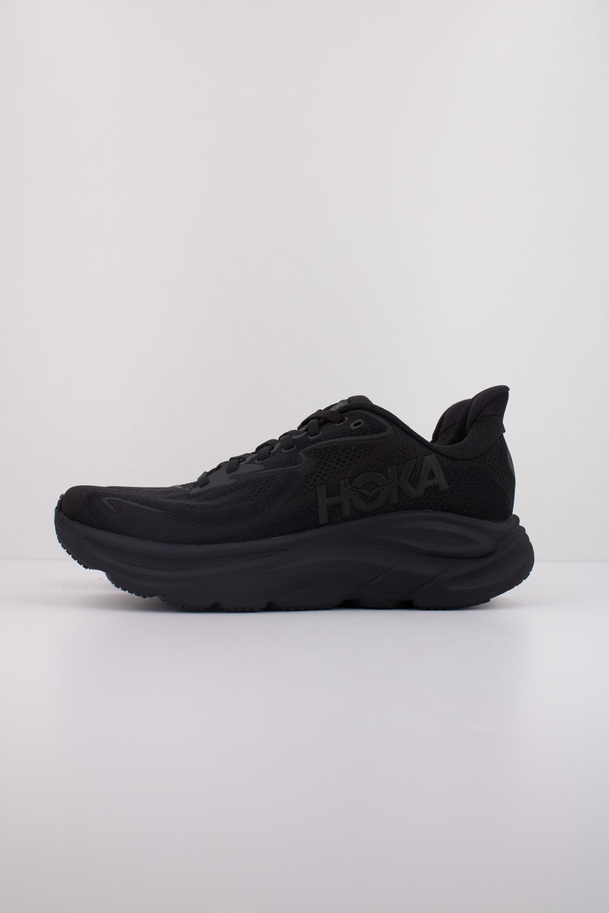 HOKA CLIFTON  en color NEGRO  (1)