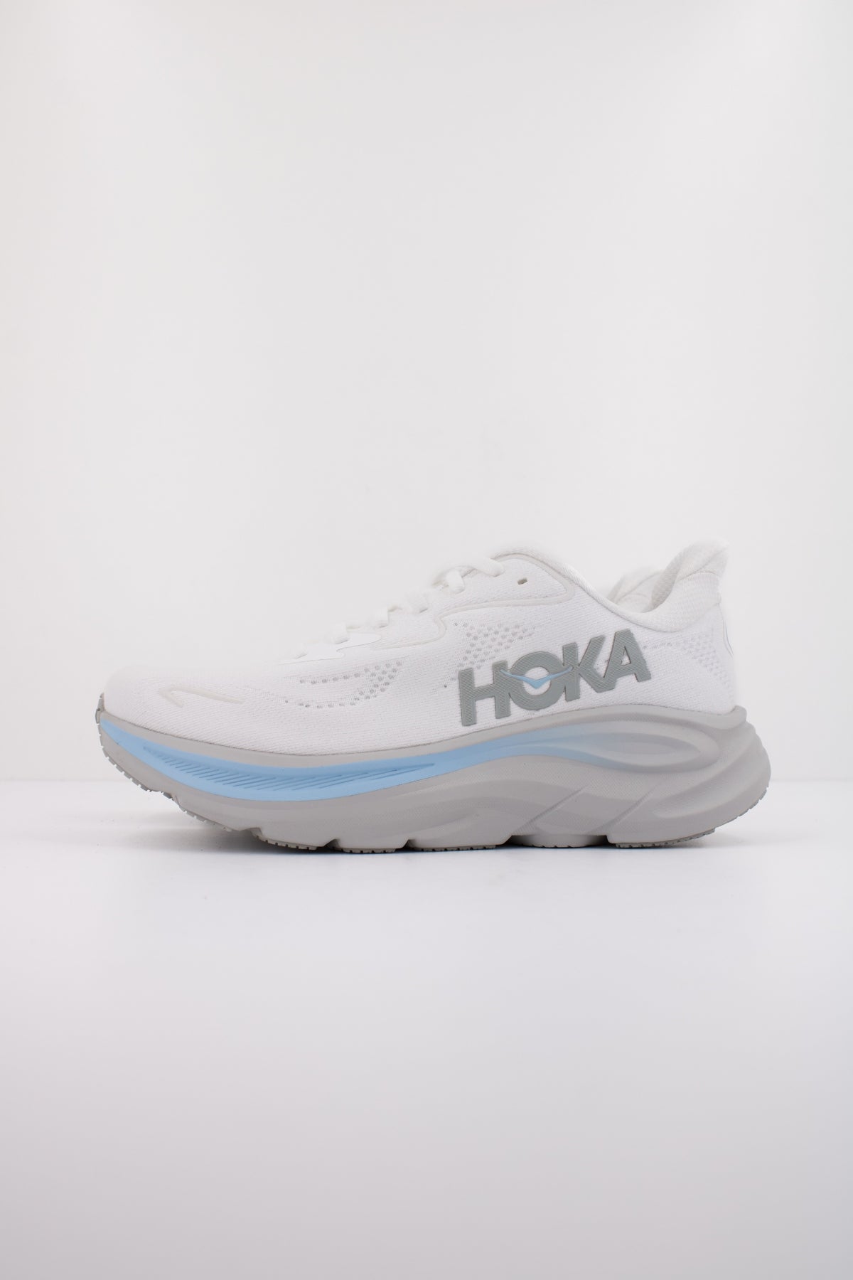 HOKA CLIFTON  en color BLANCO  (1)