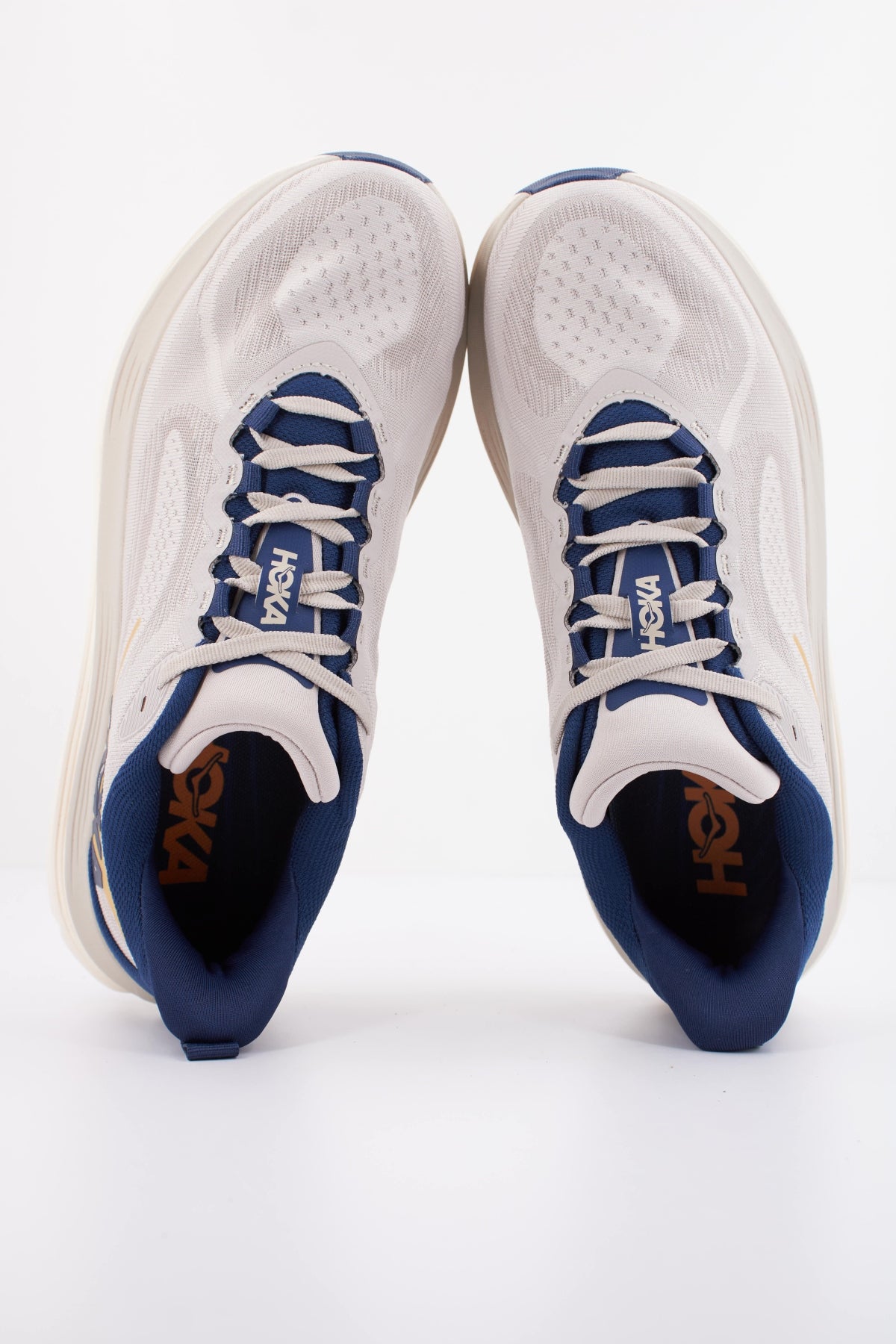 HOKA KAWANA  en color BLANCO  (3)