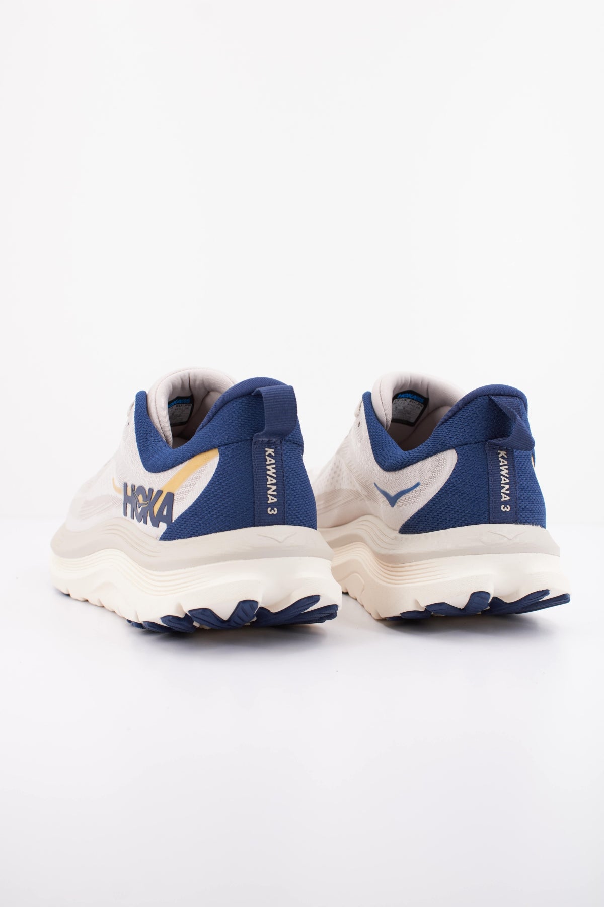 HOKA KAWANA  en color BLANCO  (4)