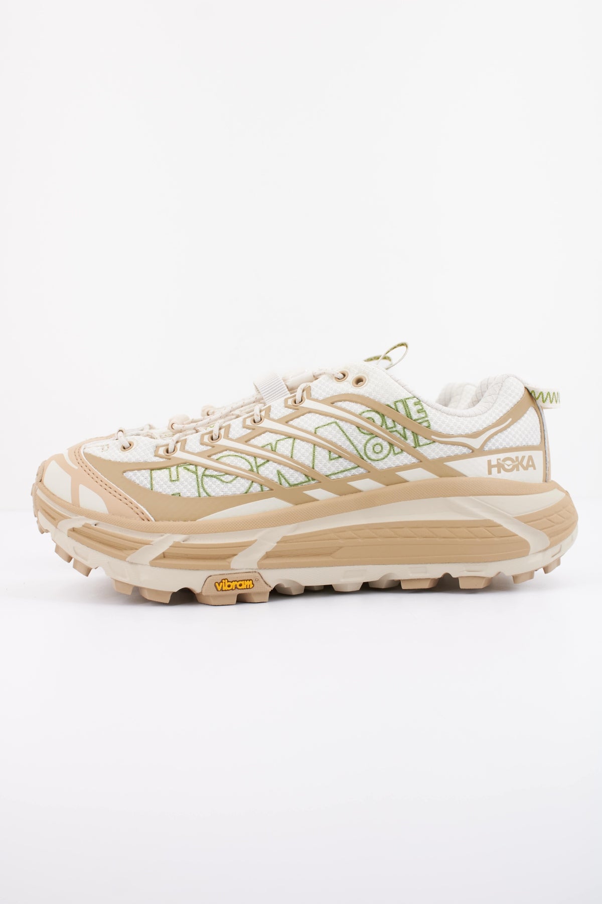 HOKA  U MAFATE THREE  en color BEIS  (1)