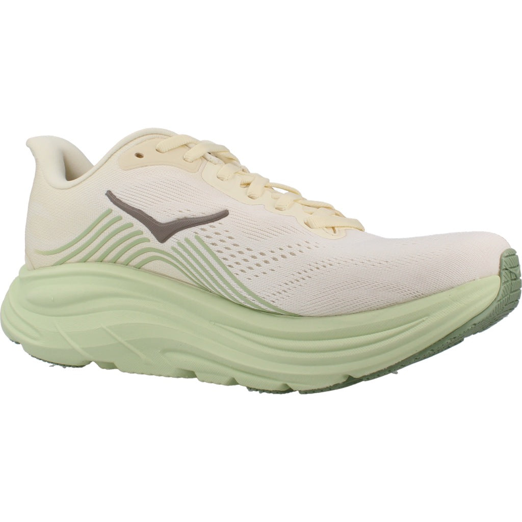 HOKA HO ZAPATILLA W CLIFTON  en color BEIS  (5)