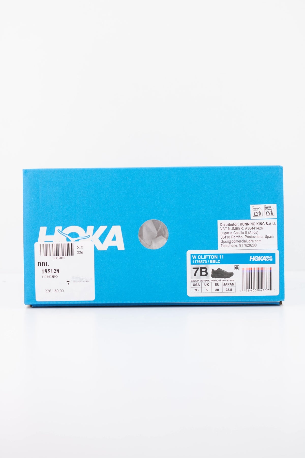 HOKA HO ZAPATILLA W CLIFTON  en color NEGRO  (6)