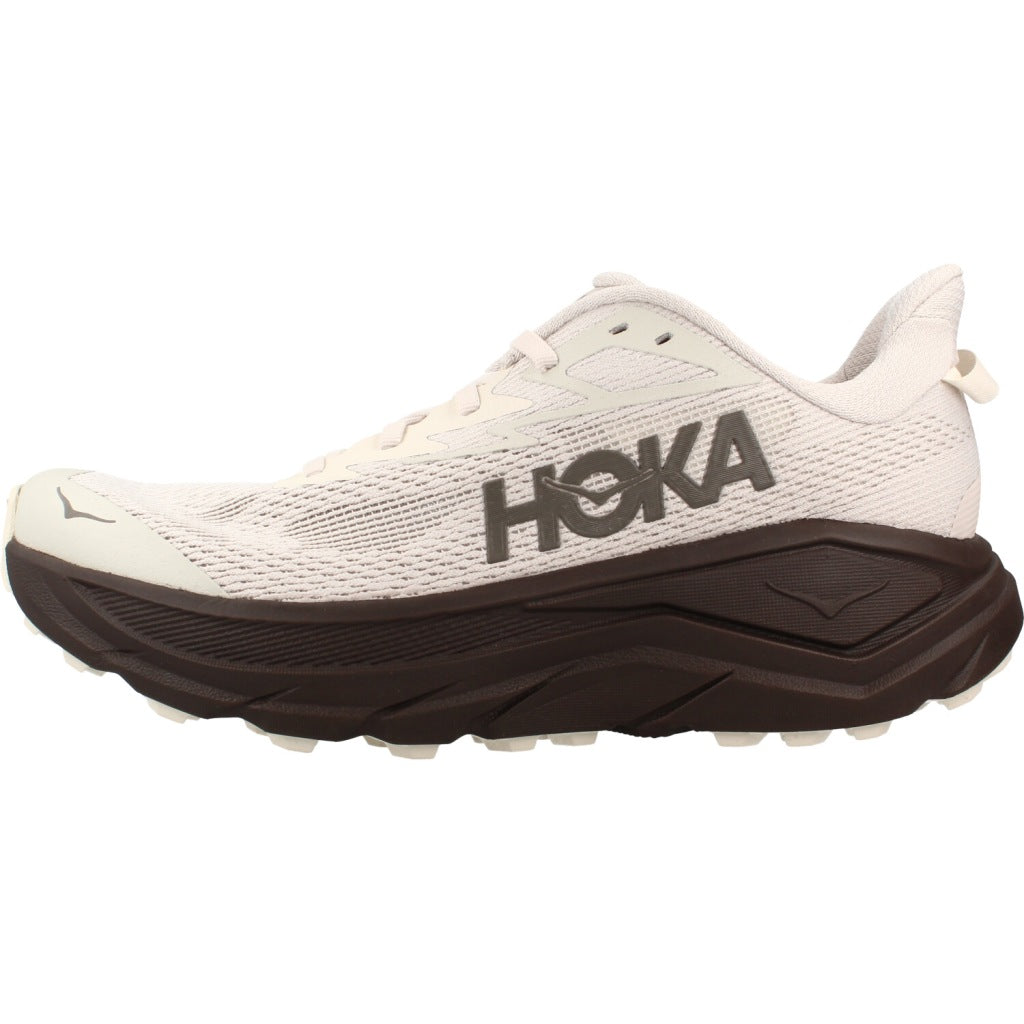 HOKA ZAPATILLA CHALLENGER  en color BEIS  (2)