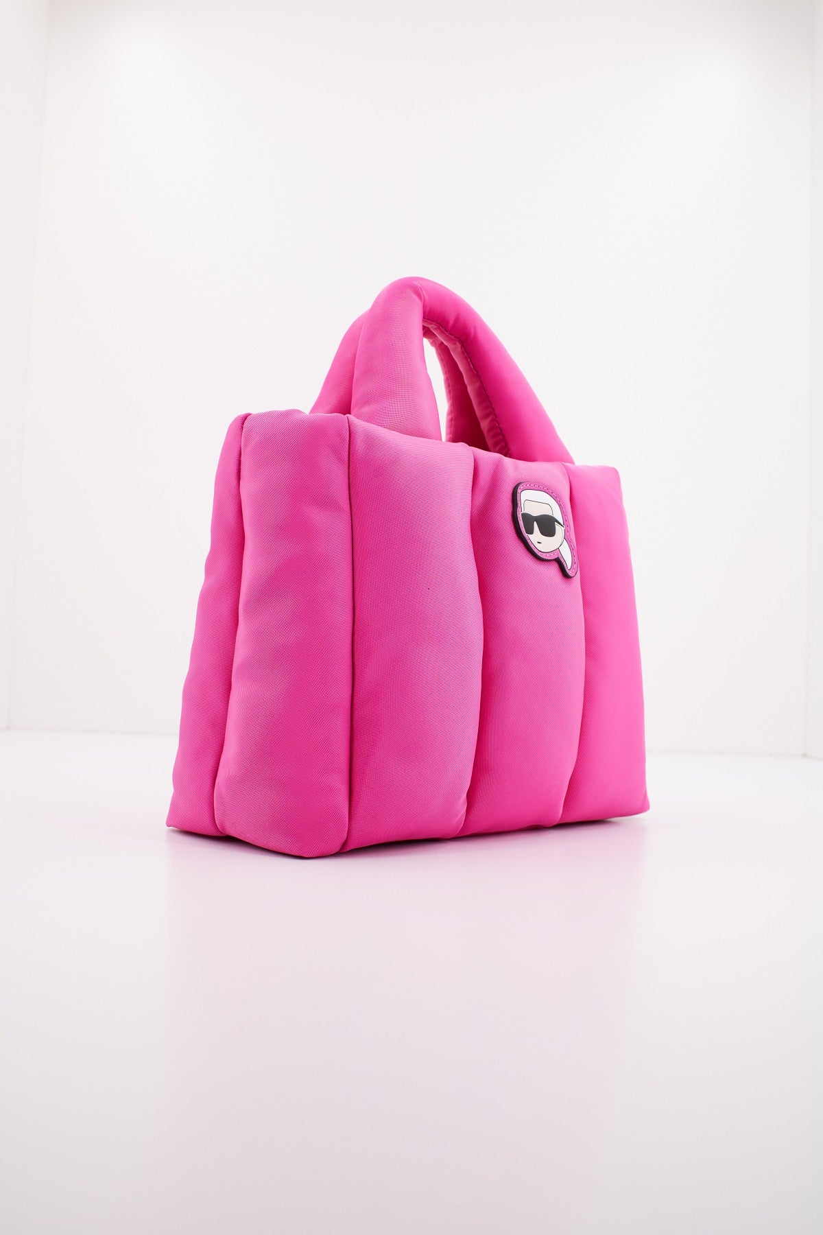 KARL LAGERFELD K/IKONIK . NYLON PUFF S en color ROSA  (2)