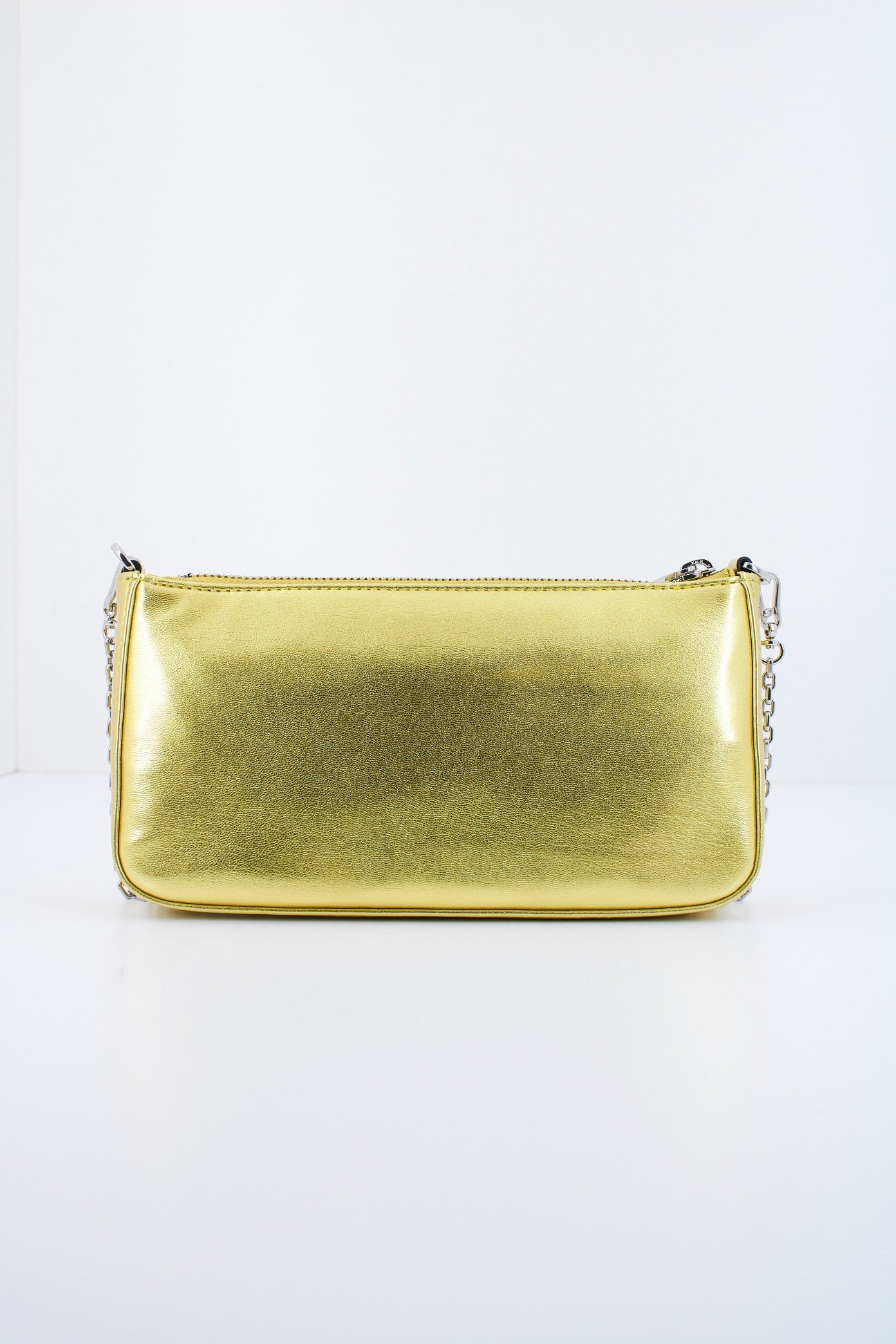 KARL LAGERFELD KUSHION SHOULDER POUCH M en color ORO  (3)