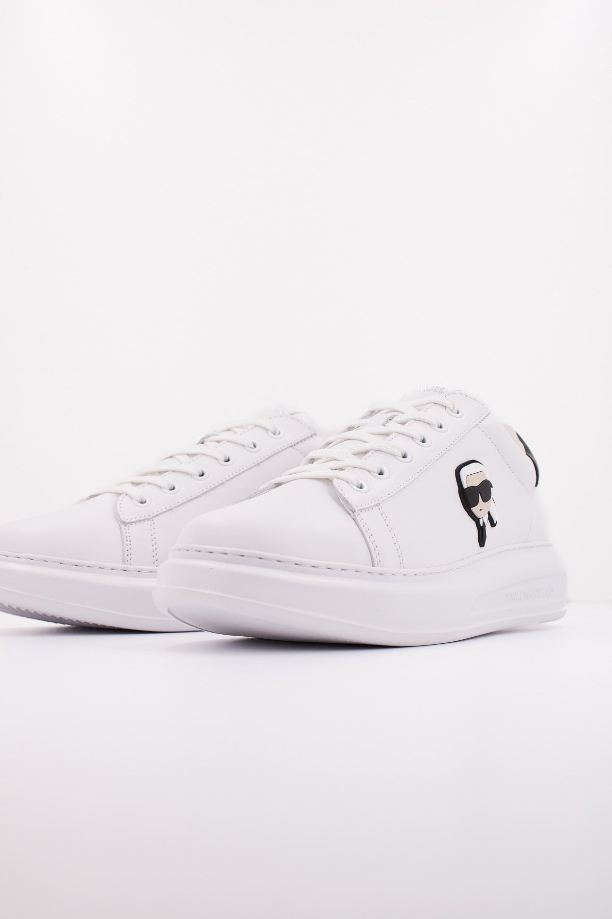 KARL LAGERFELD KAPRI MENS en color BLANCO  (2)