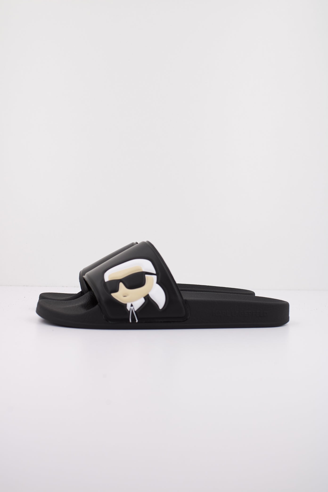 KARL LAGERFELD KONDO en color NEGRO  (1)