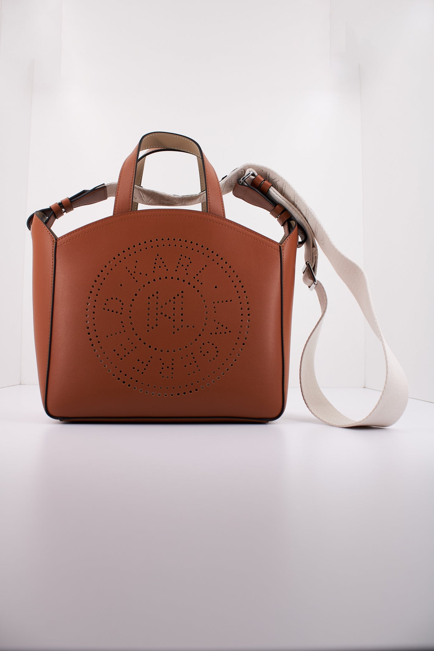 KARL LAGERFELD K CIRCLE SM TOTE PERFORATED en color MARRON  (1)