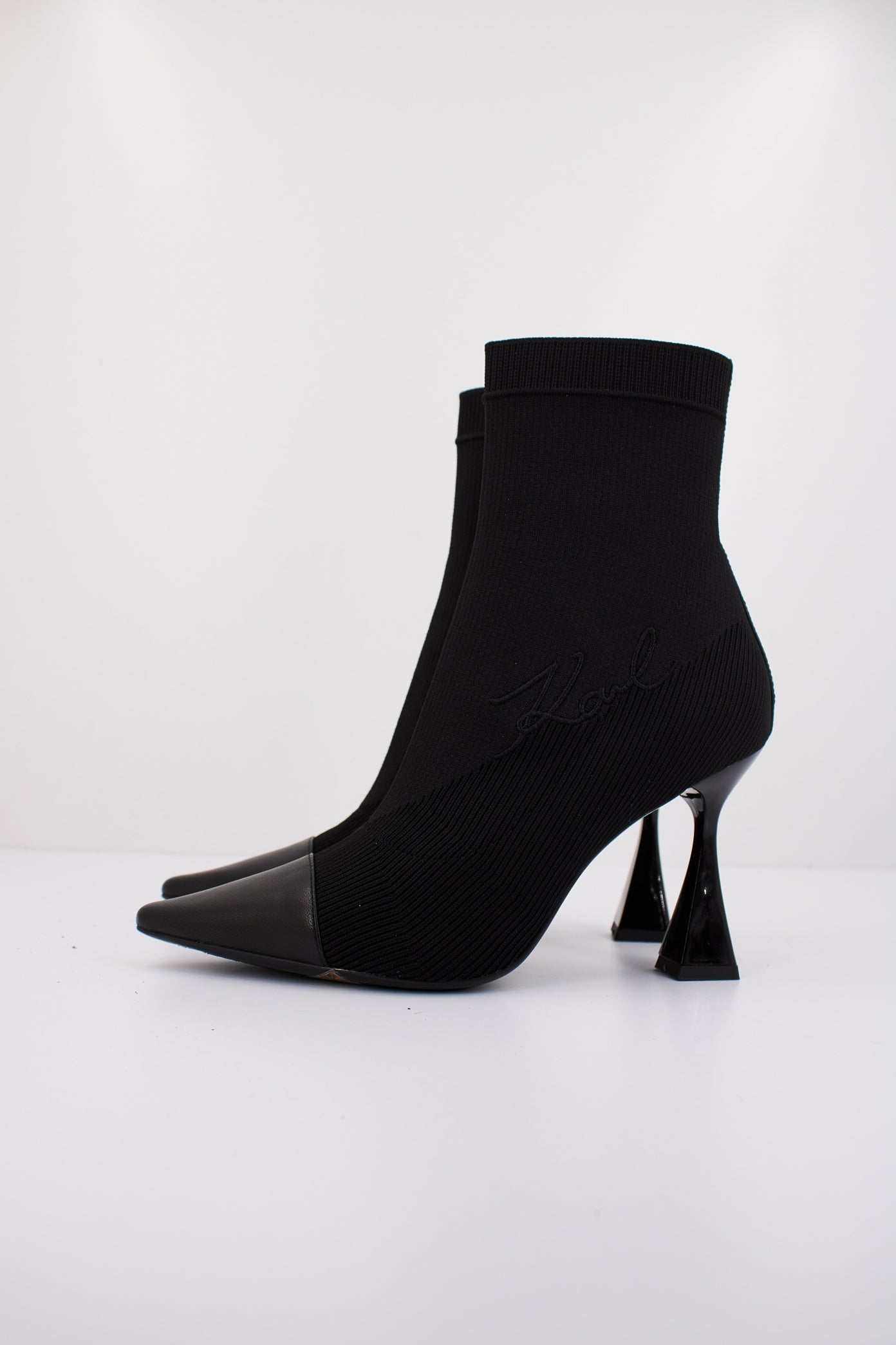 KARL LAGERFELD DEBUT II EMBRO KNIT ANKLE B en color NEGRO  (1)