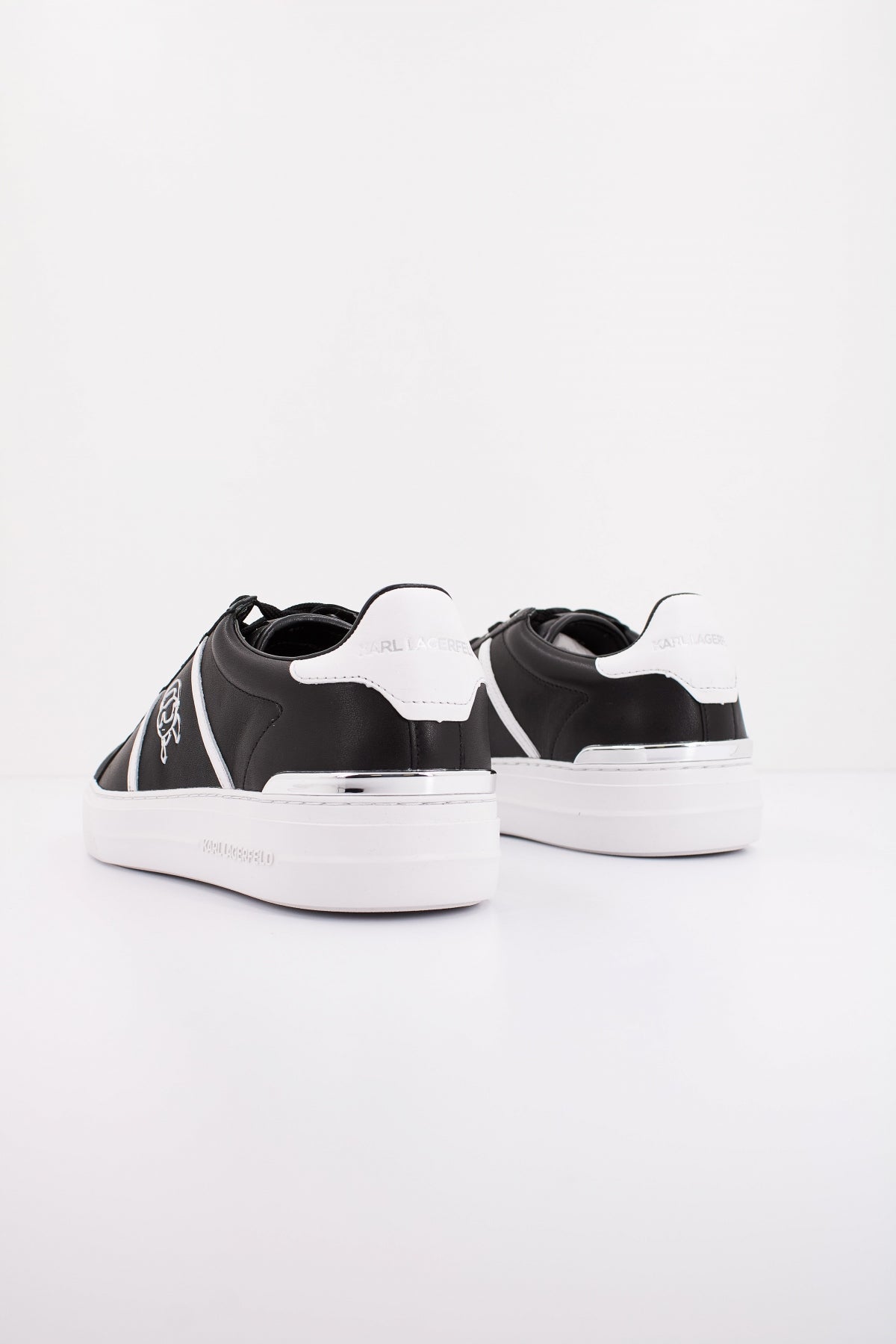 KARL LAGERFELD NFT OUTLINE LOGO en color NEGRO  (4)