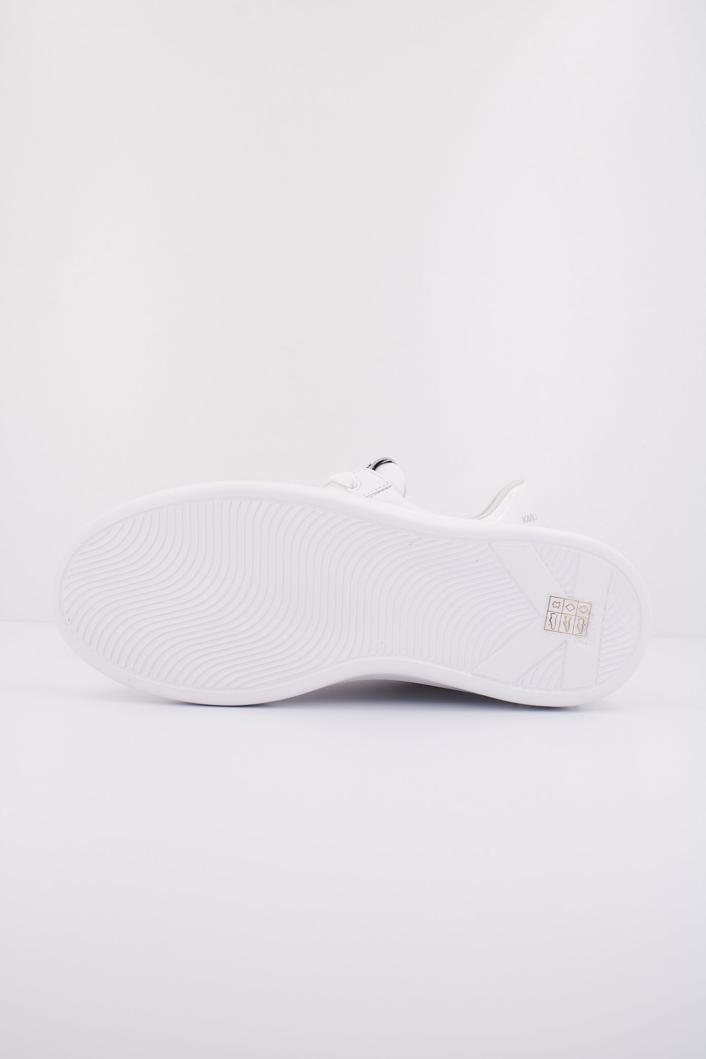 KARL LAGERFELD KAPRI MENS STUDEBAKKER LO en color BLANCO  (6)