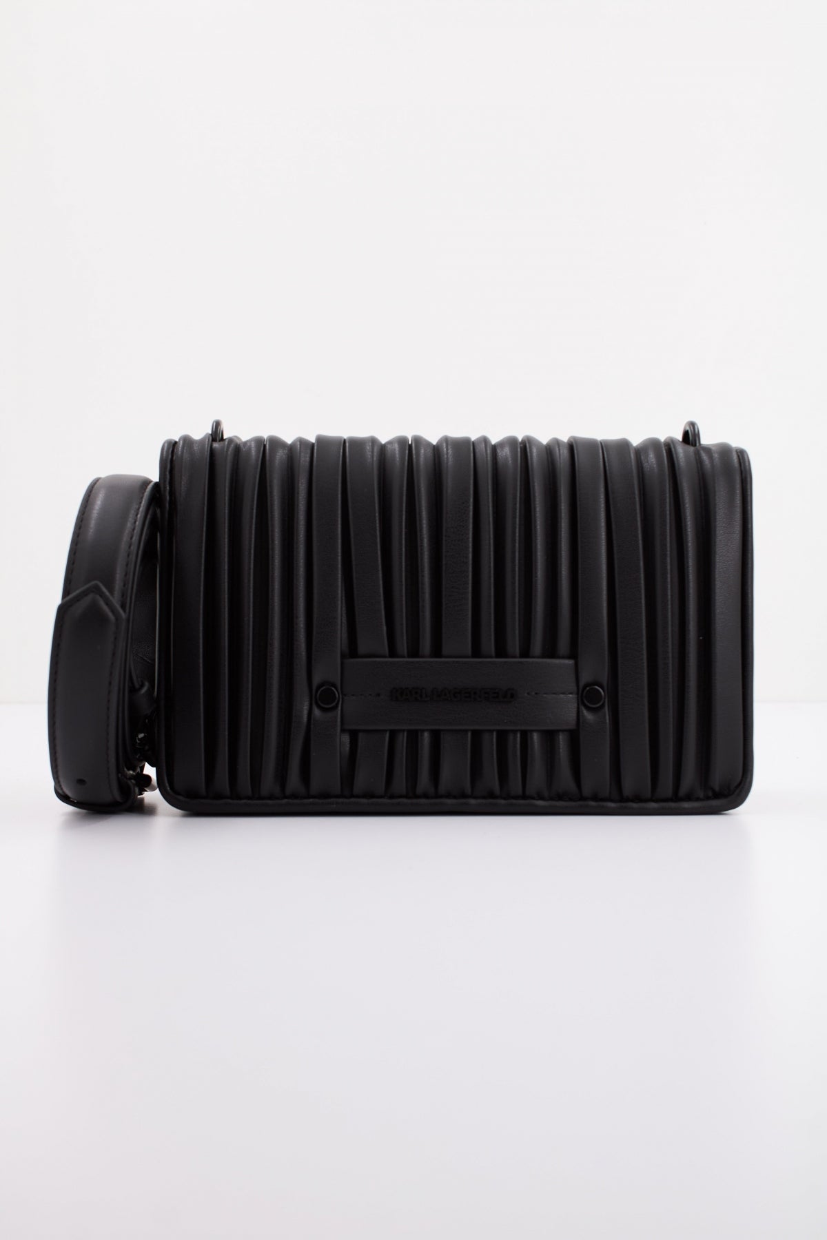 KARL LAGERFELD K/KUSHION SM FLAP CB en color NEGRO  (1)