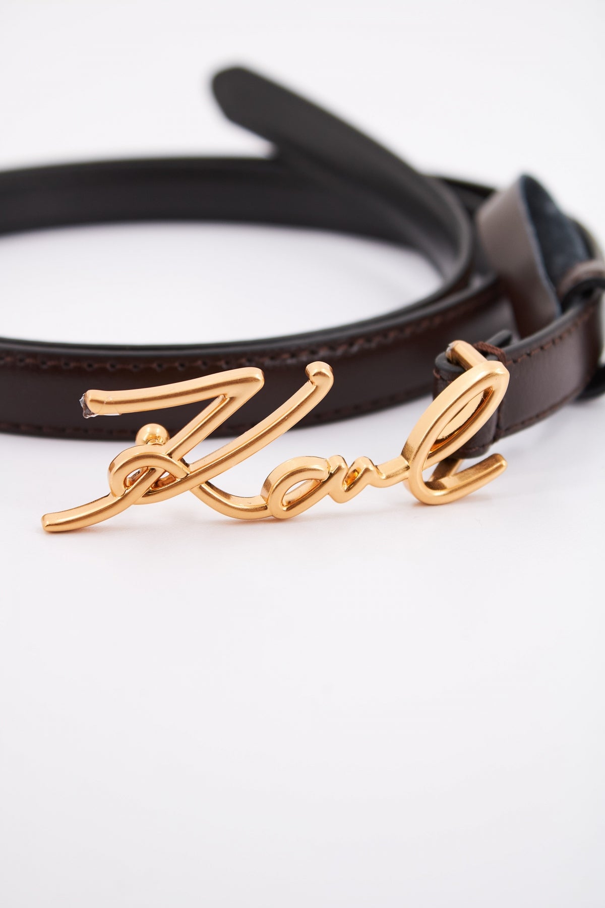 KARL LAGERFELD K/SIGNATURE SM BUCKLE BELT en color MARRON  (4)