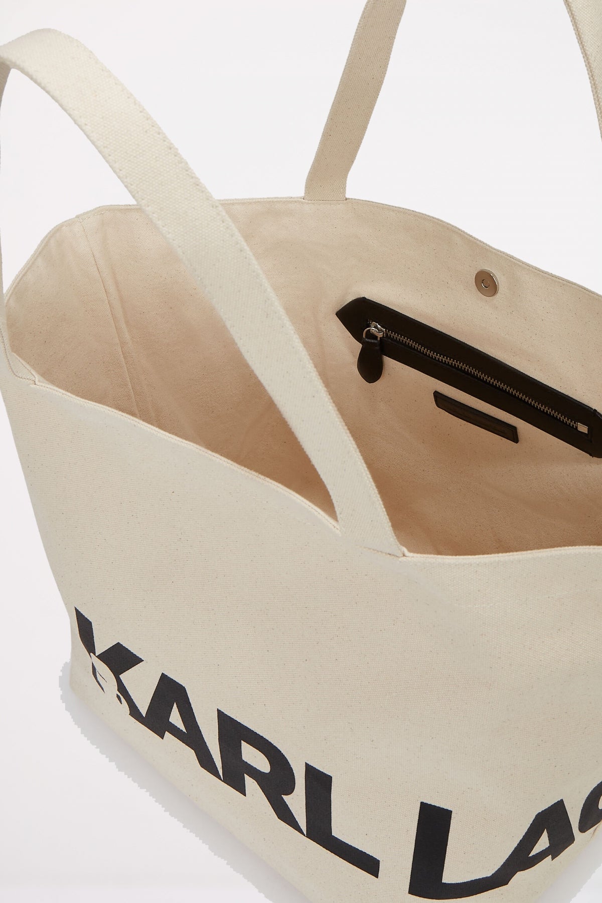 KARL LAGERFELD K/ESSENTIAL  en color BEIS  (3)