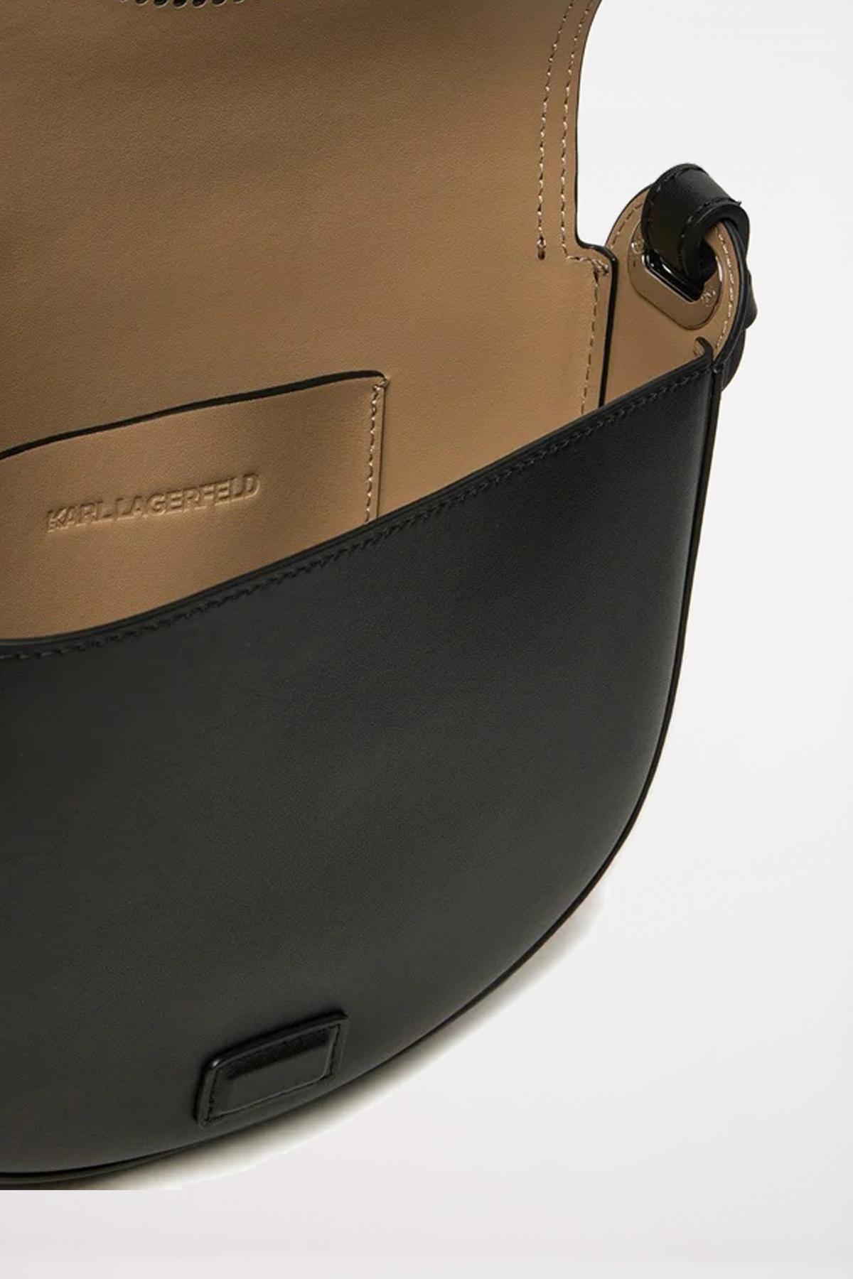 KARL LAGERFELD CIRCLE SADDLE PERFORTATED en color NEGRO  (4)