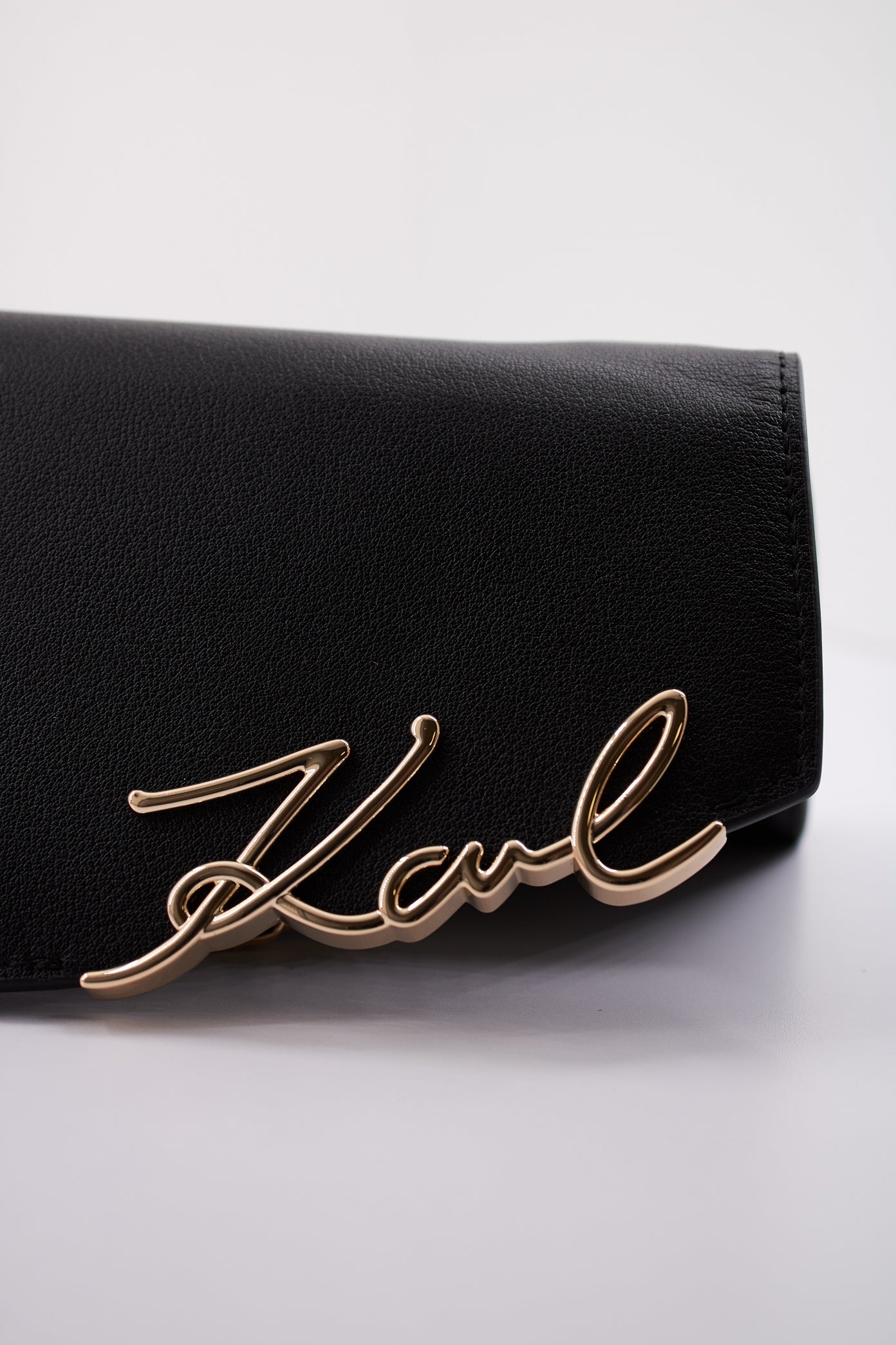 KARL LAGERFELD SIGNATURE CB WALLET GP en color NEGRO  (4)