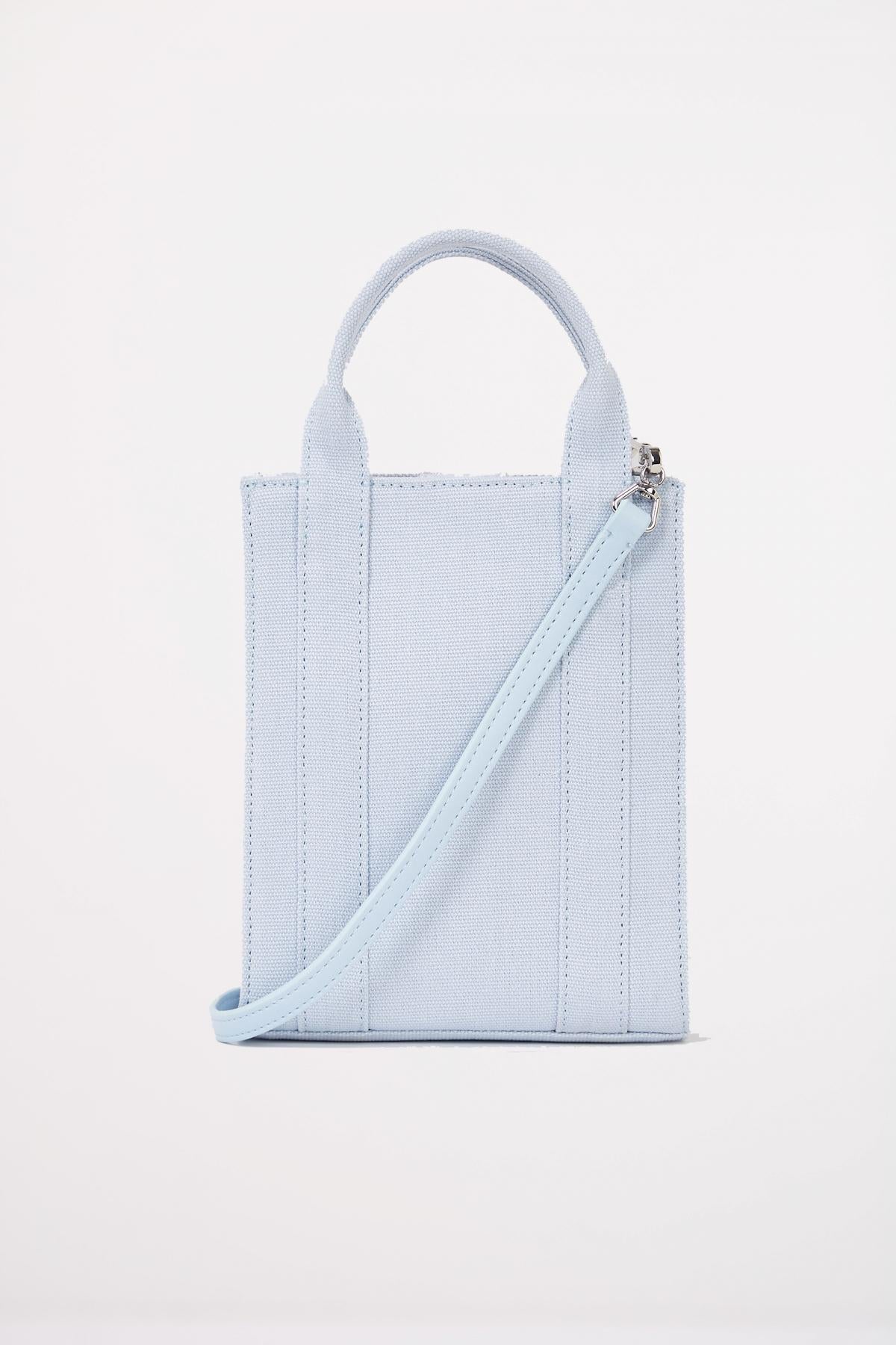 KARL LAGERFELD RSG SQUEARE SMALL TOTE en color AZUL  (2)
