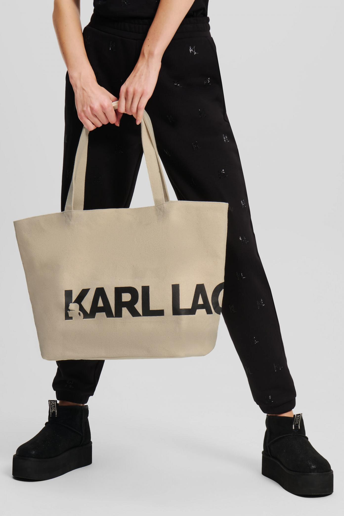 KARL LAGERFELD ESSENTIAL BIG LOGO SHOPPER en color BEIS  (5)