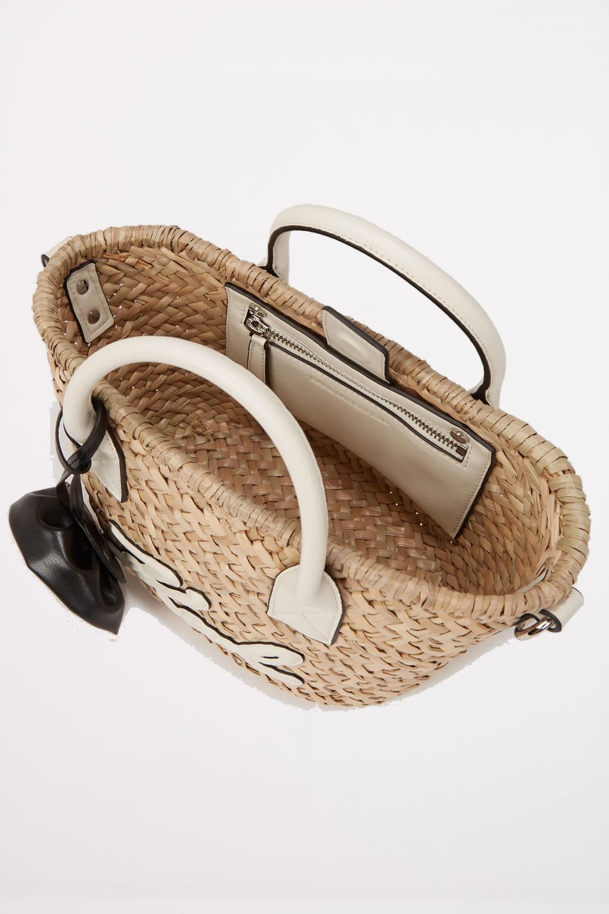 KARL LAGERFELD SIGNATURE RAFFIA SM BASKET en color MARRON CLARO  (3)