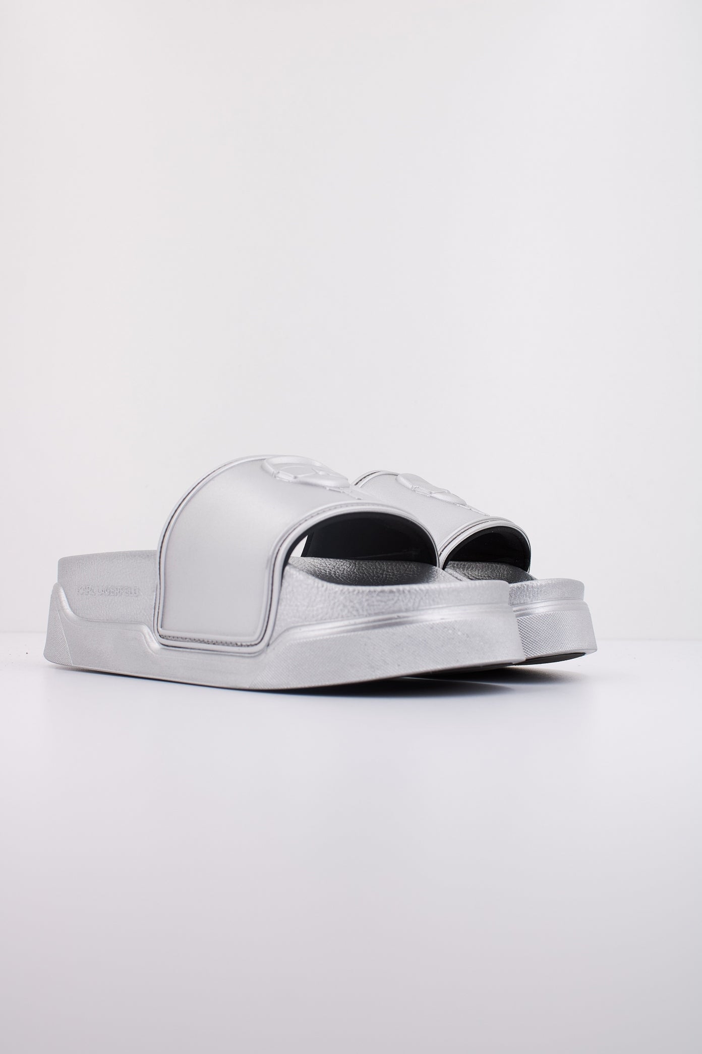 KARL LAGERFELD KL KONDOMINIUM en color PLATA  (2)