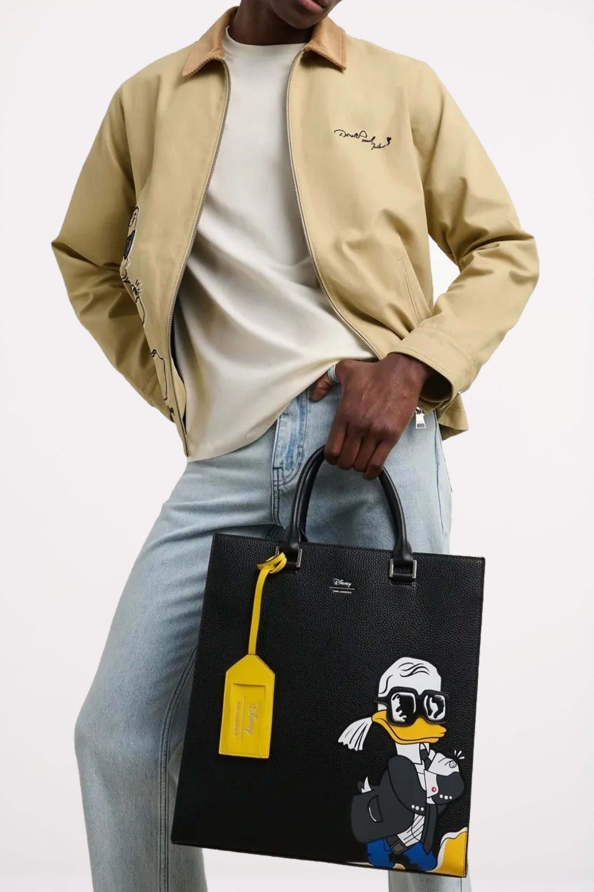 KARL LAGERFELD KL X DISNEY TOTE en color NEGRO  (4)