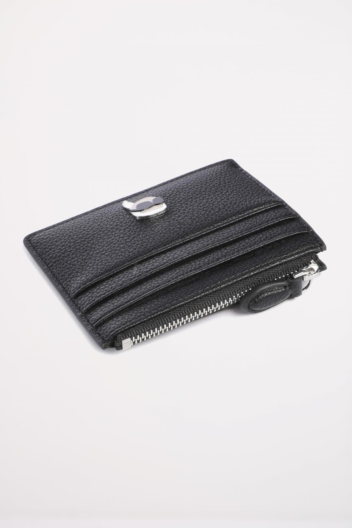KARL LAGERFELD IKON GRAINY ZIP CARDHOLDER en color NEGRO  (3)