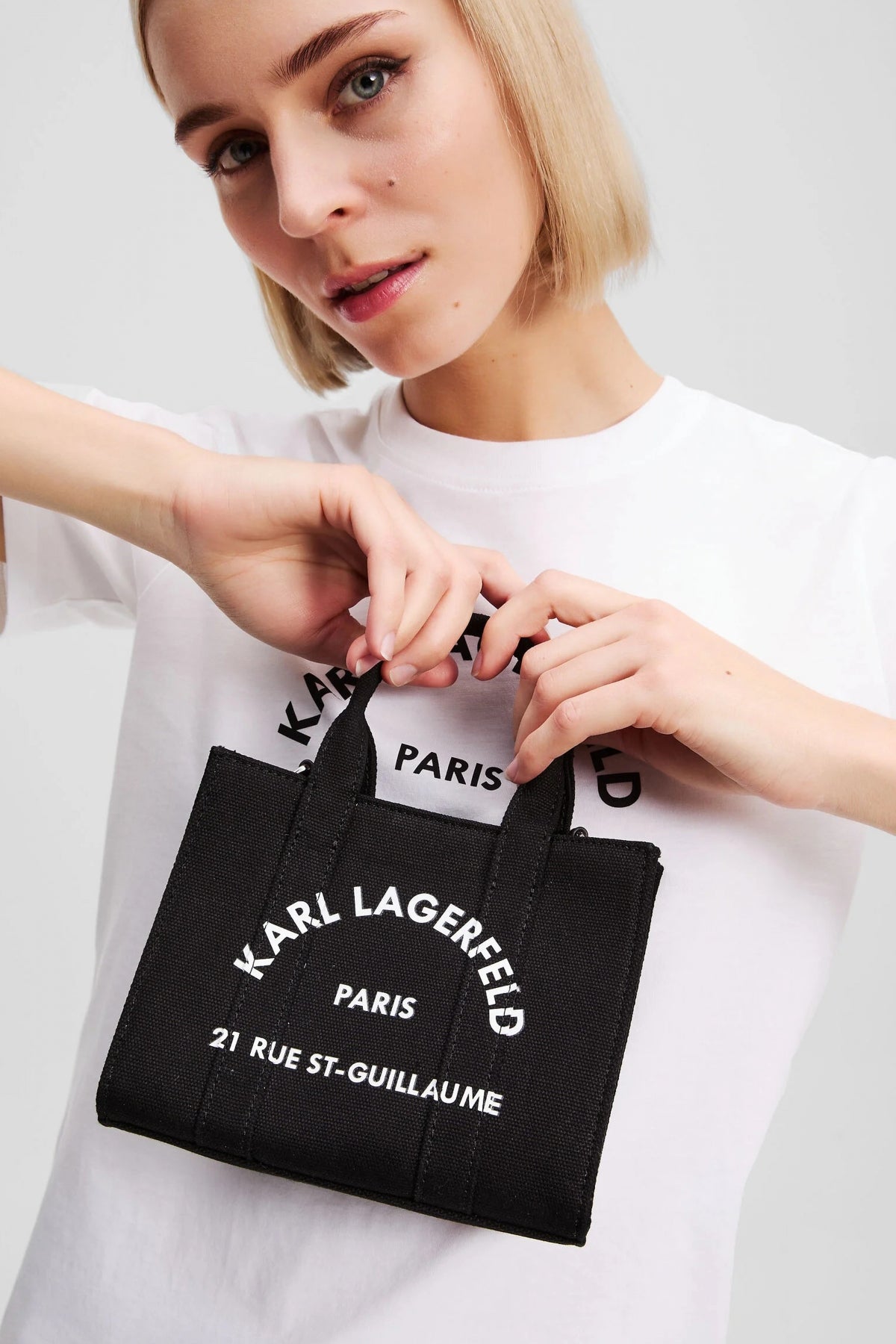 KARL LAGERFELD K RSG SQUARE MINI E W TOTE en color NEGRO  (4)
