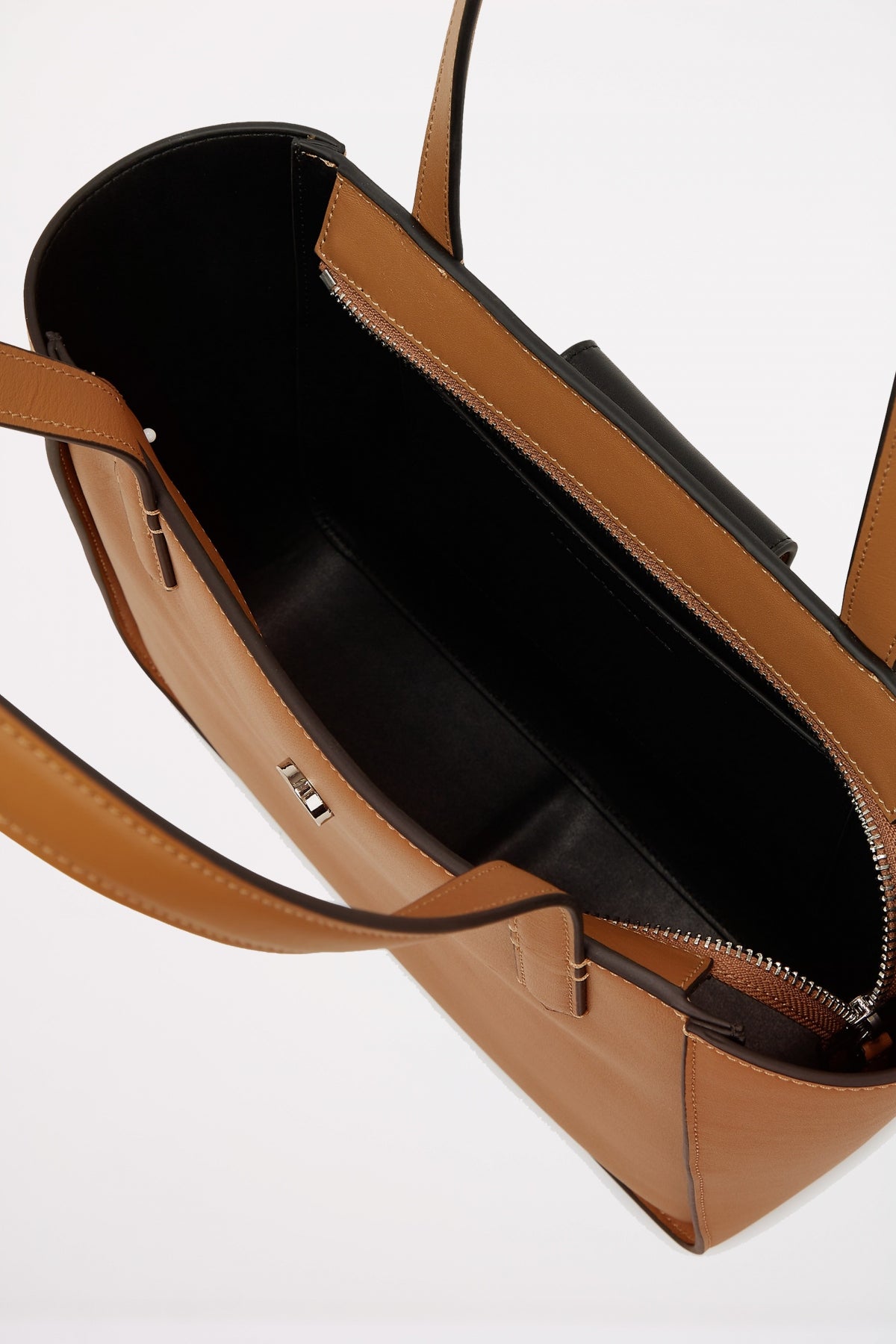 KARL LAGERFELD  K SIGNATURE SM TOTE  en color MARRON  (3)